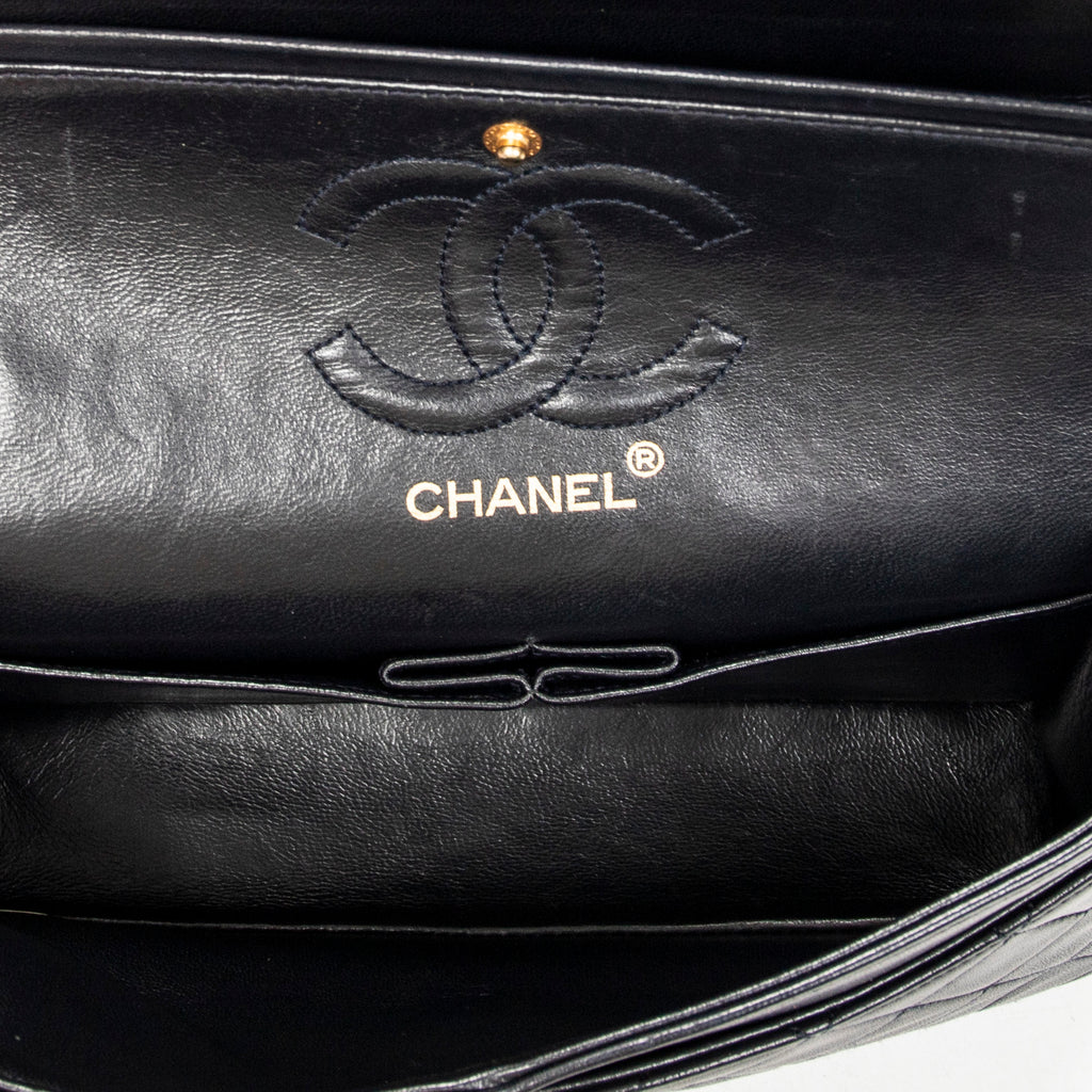 Shoulder Bag Classic Double Flap 23 Navy Quilted Lambskin Leather