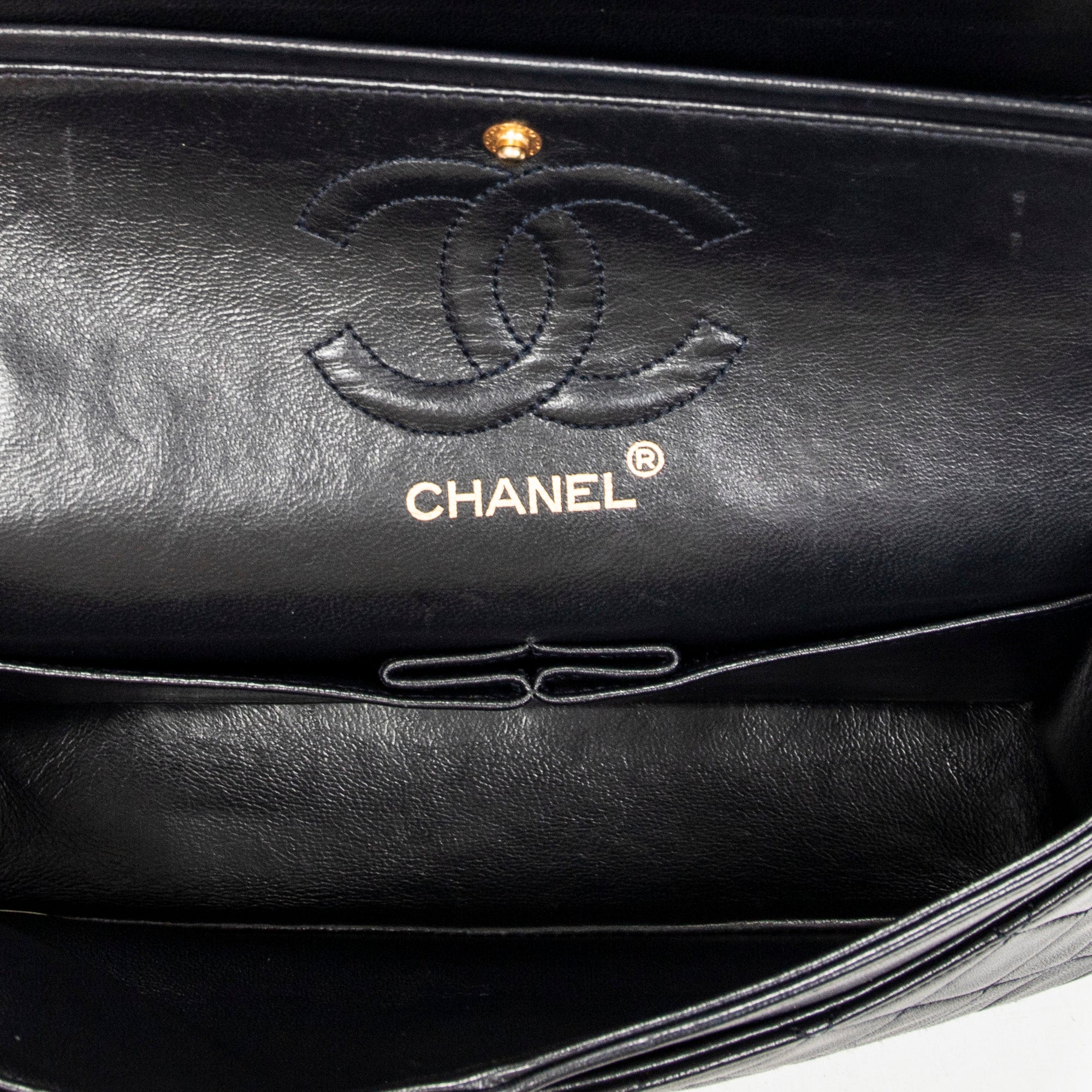 Shoulder Bag Classic Double Flap 23 Navy Quilted Lambskin Leather