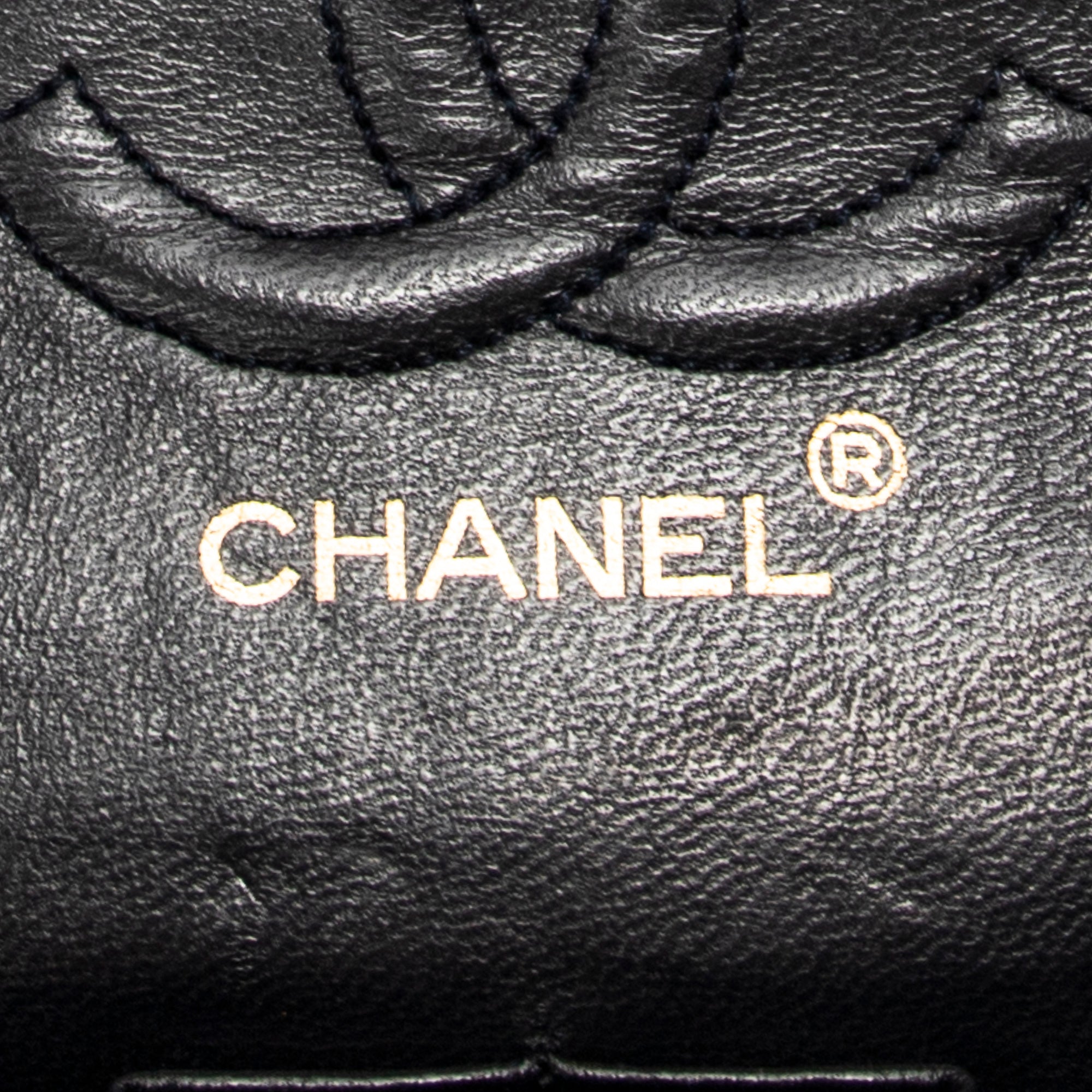 Shoulder Bag Classic Double Flap 23 Navy Quilted Lambskin Leather