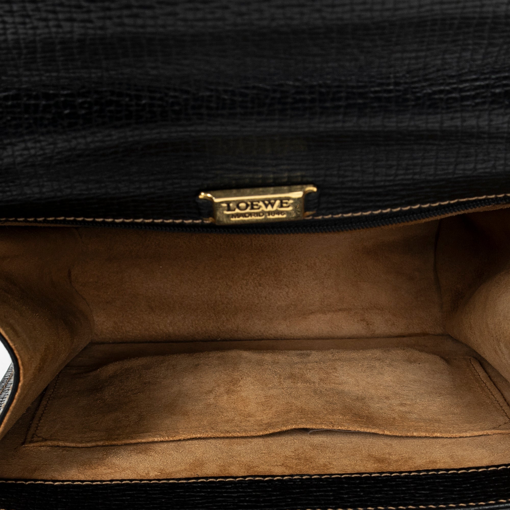 Shoulder Bag Vintage Square Flap Black Grained Calfskin Leather