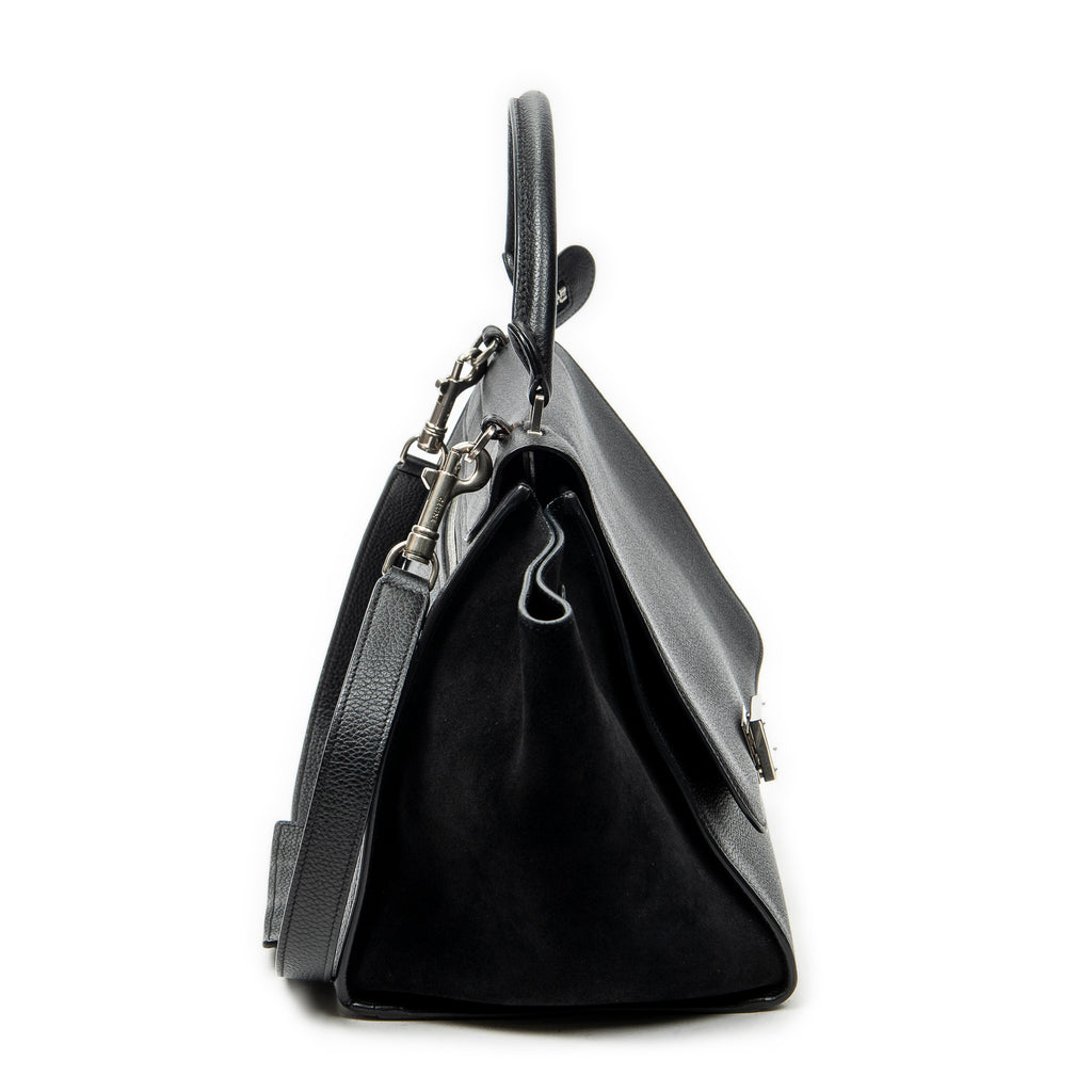 Shoulder Bag Medium Trapeze Black Grained Calfskin Leather