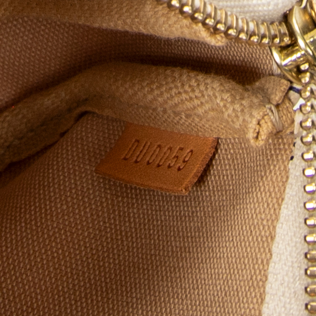 Pouch Mini Pochette Accessoires Ivory Damier Azur