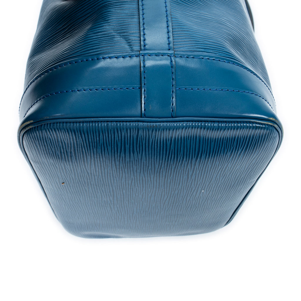 Shoulder Bag Noe GM Blue Epi
