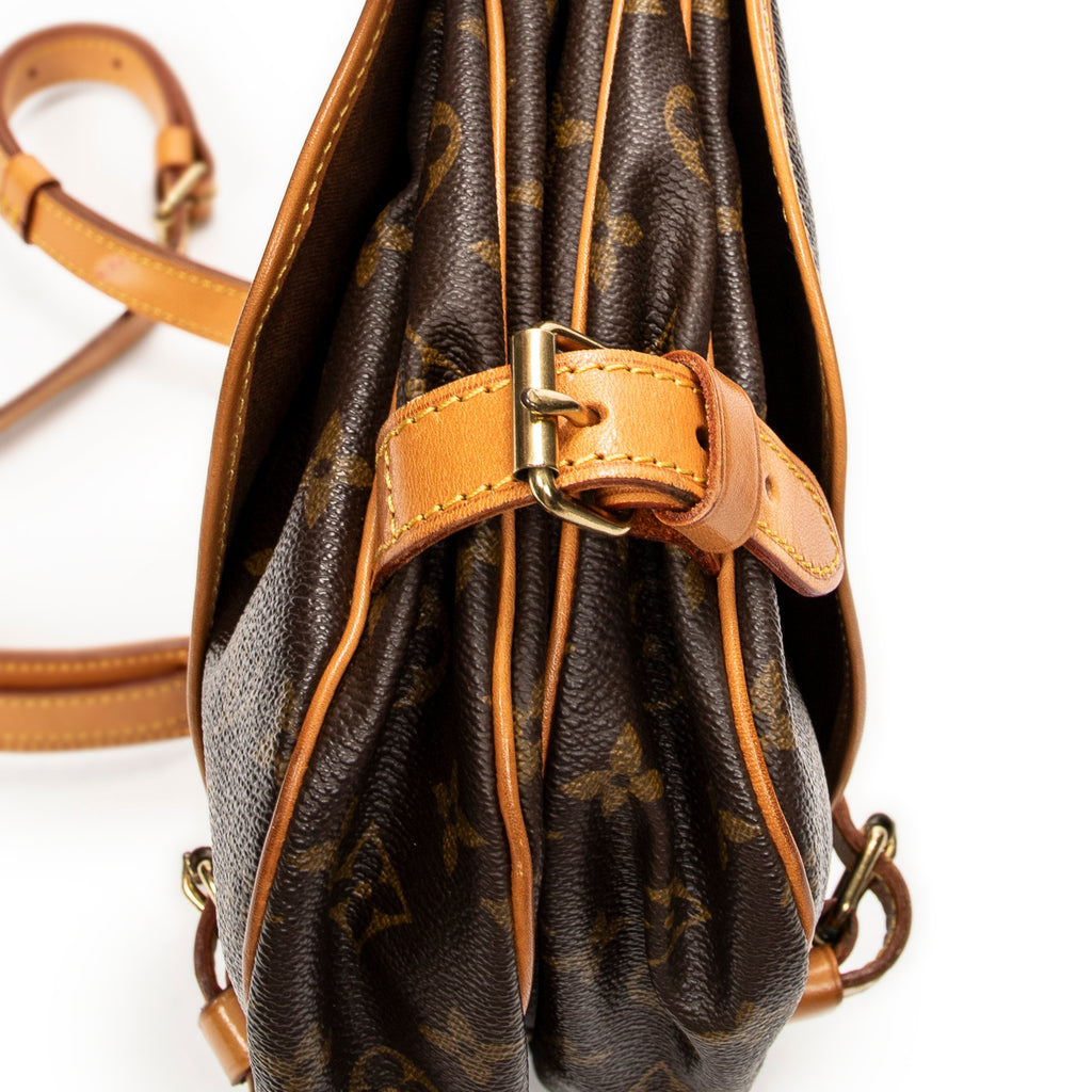Shoulder Bag Saumur MM Brown Monogram Canvas