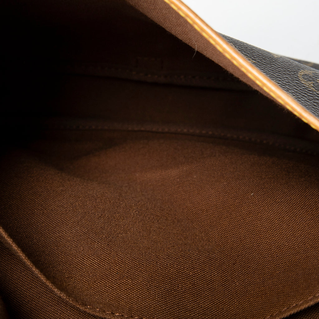 Shoulder Bag Saumur MM Brown Monogram Canvas
