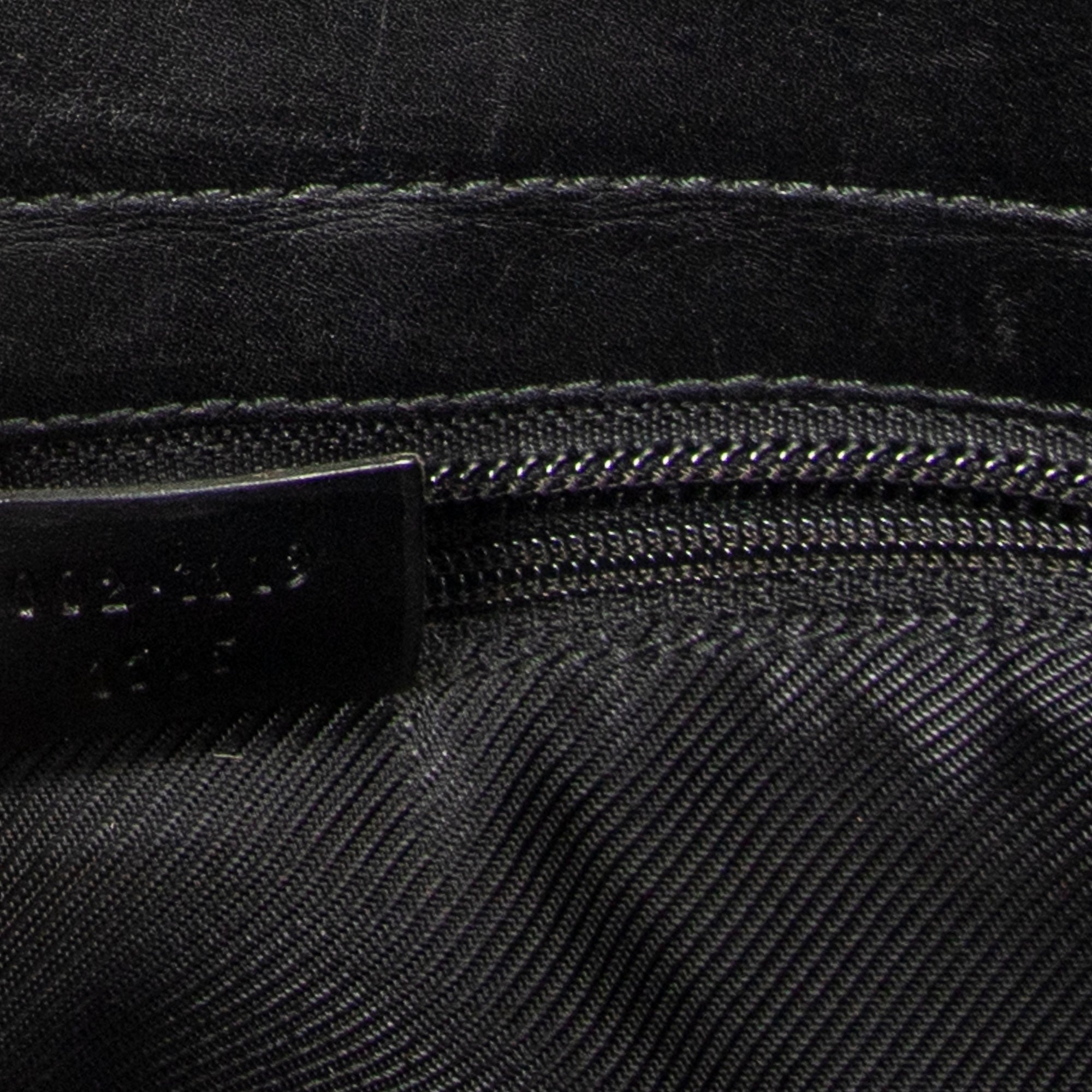 Sac bandoulière cabas zippé en toile monogrammée noire
