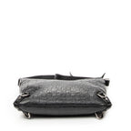 Bolso de hombro Abbey con anilla en D de piel repujada con Horsebit, negro