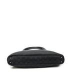 Bolso de hombro horizontal de lona jacquard negra con monograma