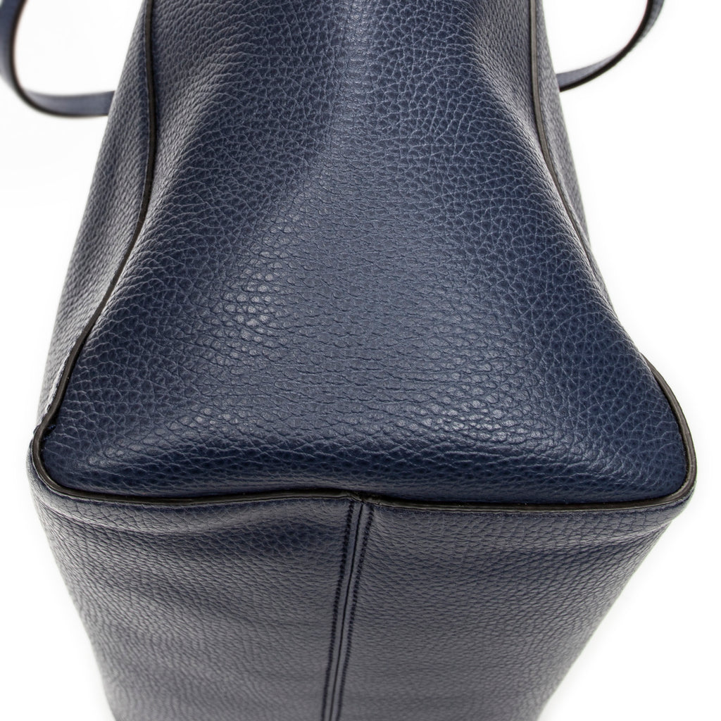 Shoulder Bag Medium Swing Tote Navy Grained Calfskin Leather