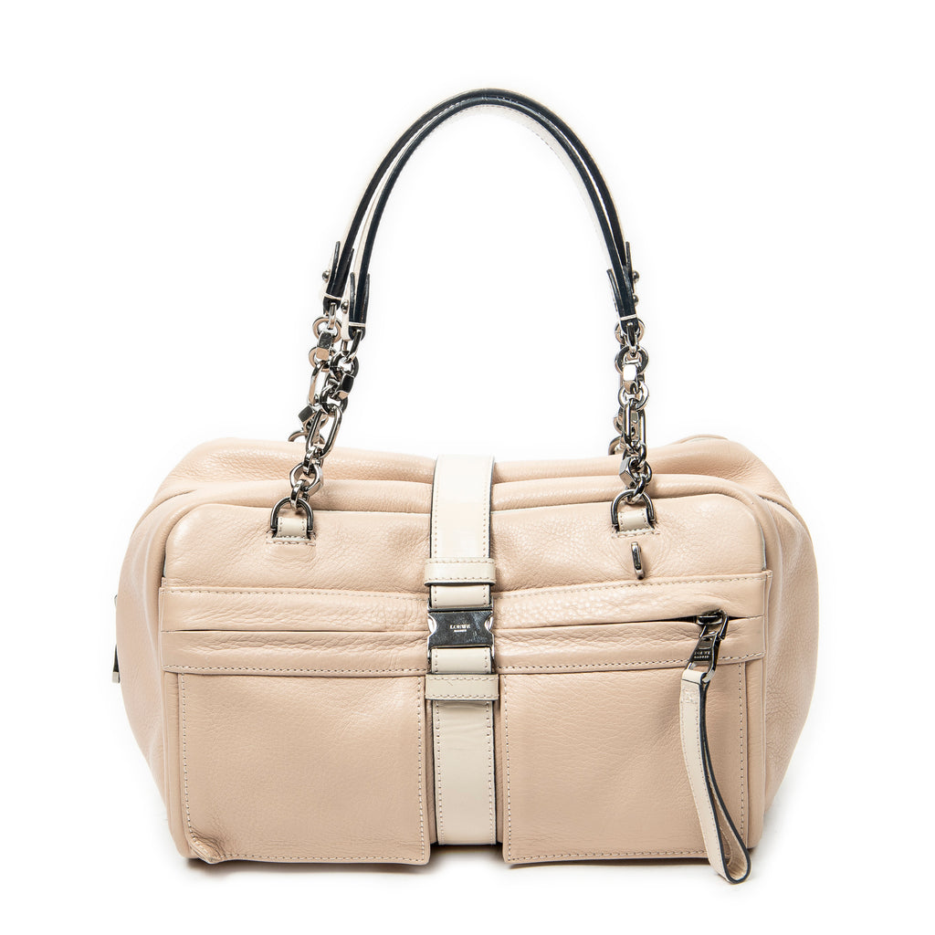 Shoulder Bag Lola 26 Light Pink Grained Calfskin Leather