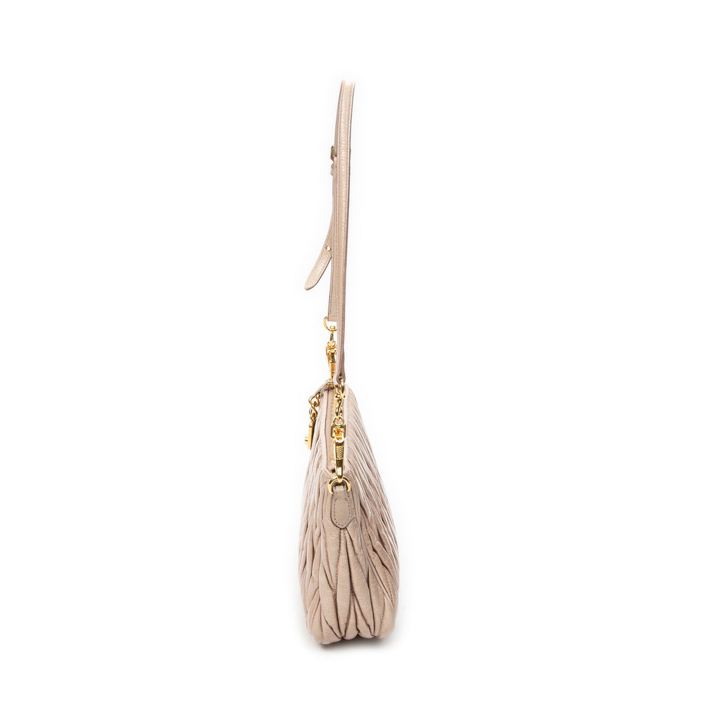 Shoulder Bag Charm Zip Pochette Light Pink Matelasse Lux Leather