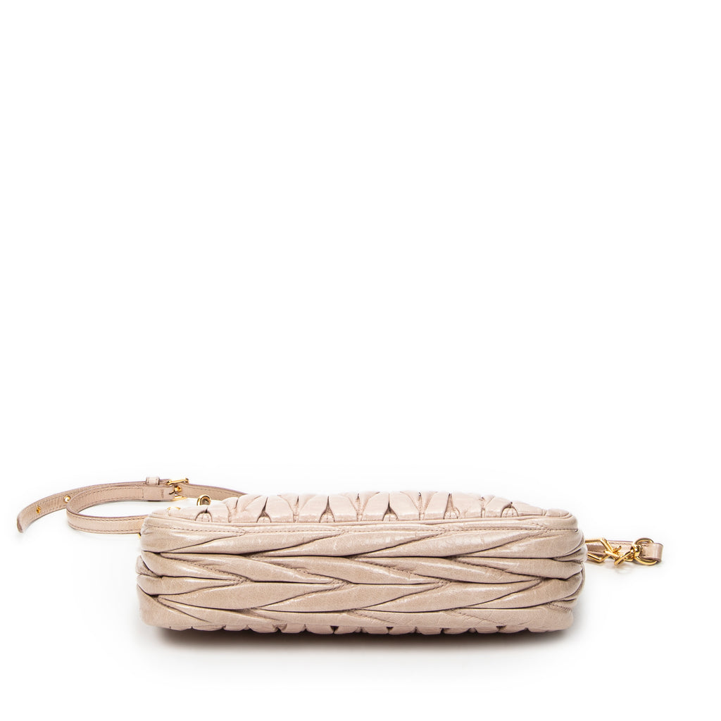 Shoulder Bag Charm Zip Pochette Light Pink Matelasse Lux Leather