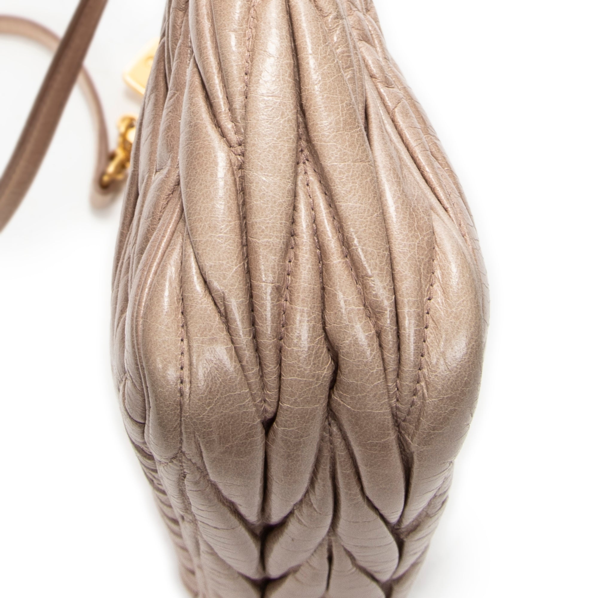 Shoulder Bag Charm Zip Pochette Light Pink Matelasse Lux Leather