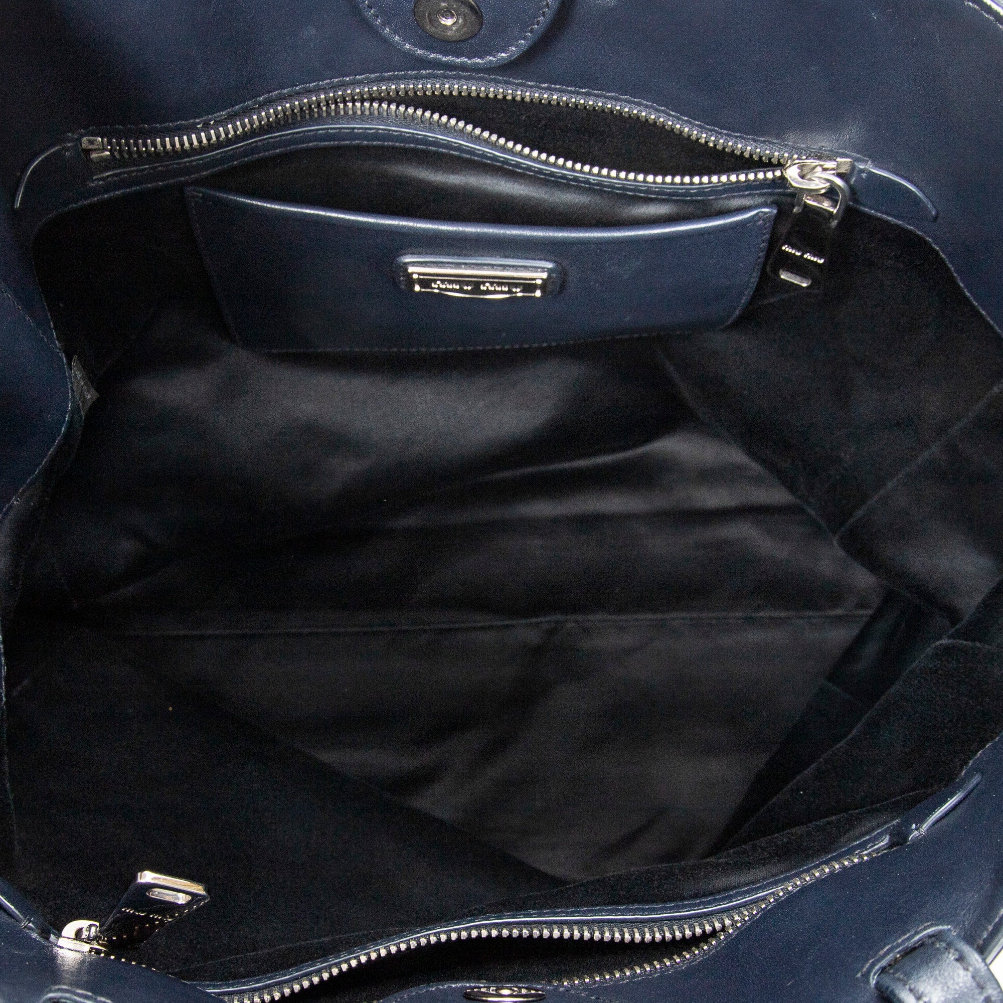 Shoulder Bag Shopping Tote Navy Vitello Soft Leather