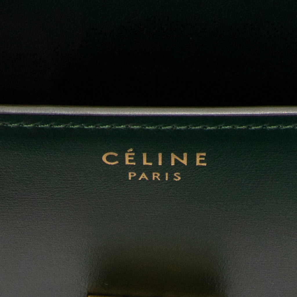 Shoulder Bag Medium Classic Box Crossbody Green Smooth Calfskin Leather