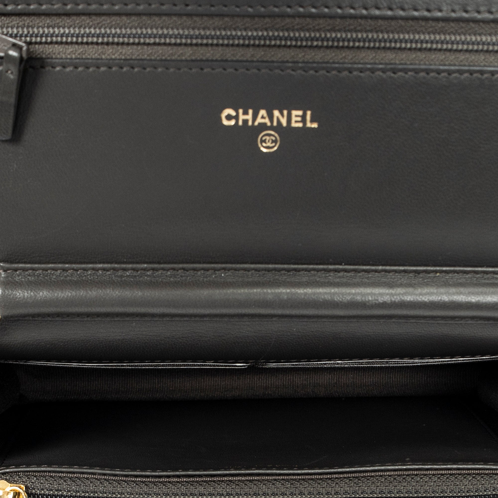 Shoulder Bag Classic Wallet on Chain Dark Grey Quilted Lambskin Leather