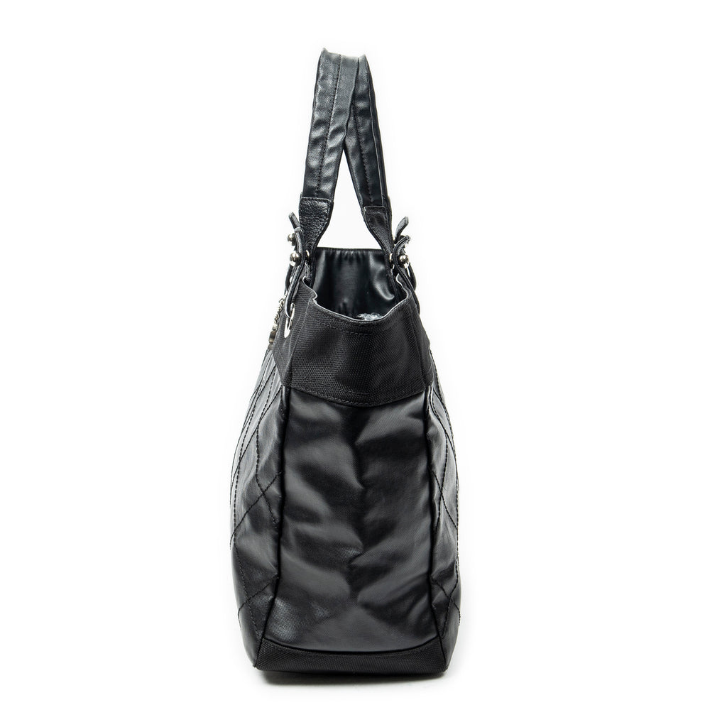 Shoulder Bag Paris Biarritz Shopping Tote Black Quilted Coated Canvas