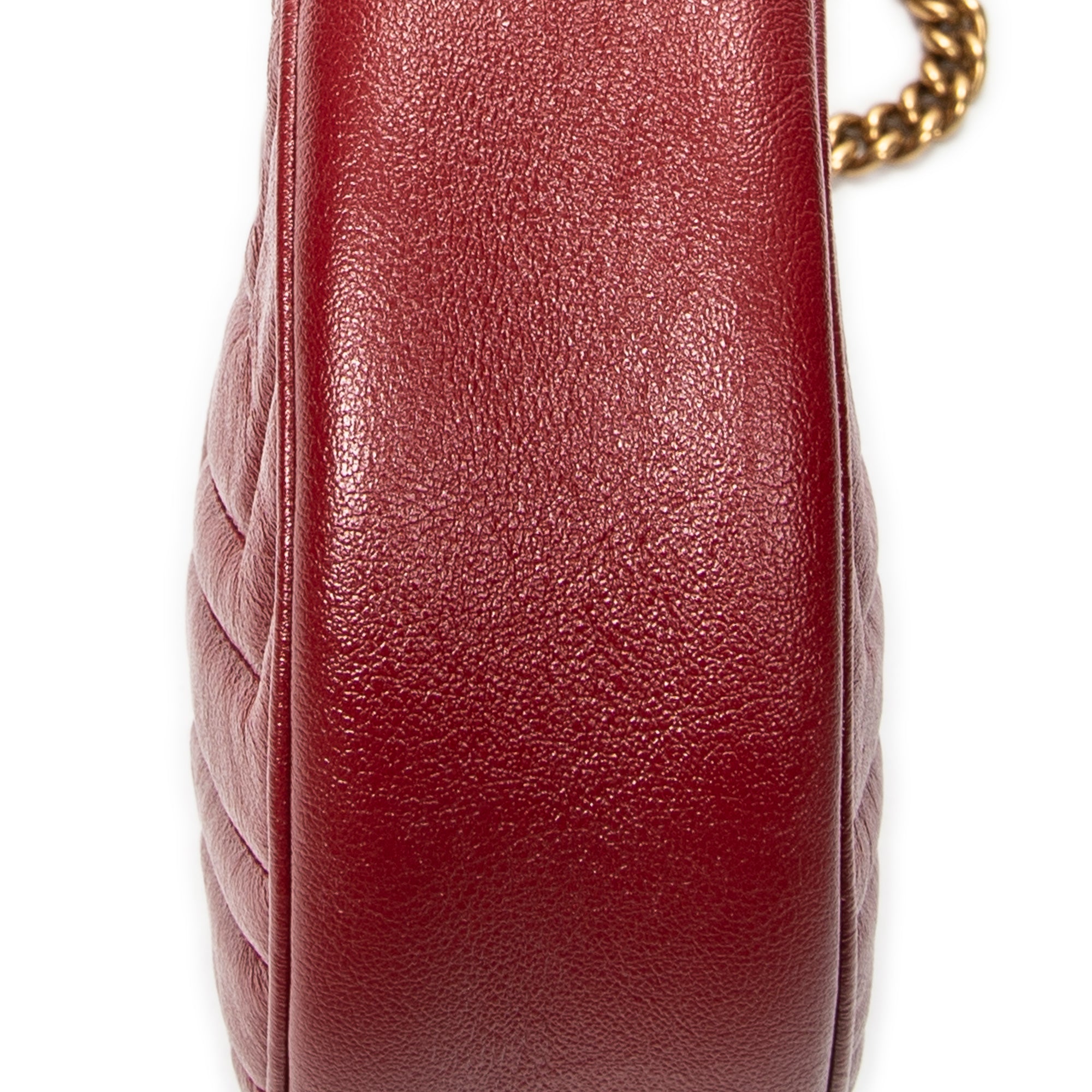 Shoulder Bag GG Marmont Chain Round Crossbody Red Quilted Chevron Leather