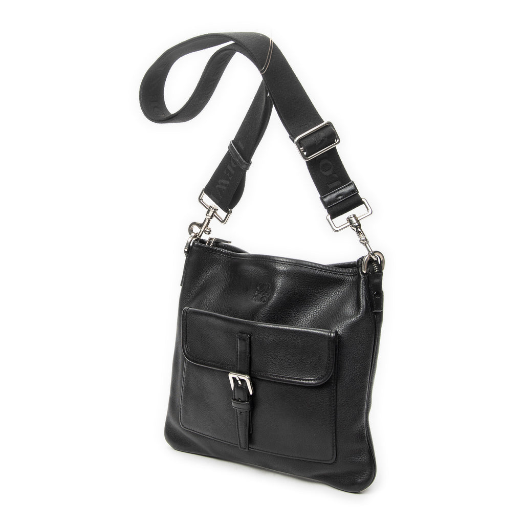 Shoulder Bag Anagram Front Pocket Messenger Black Grained Calfskin Leather