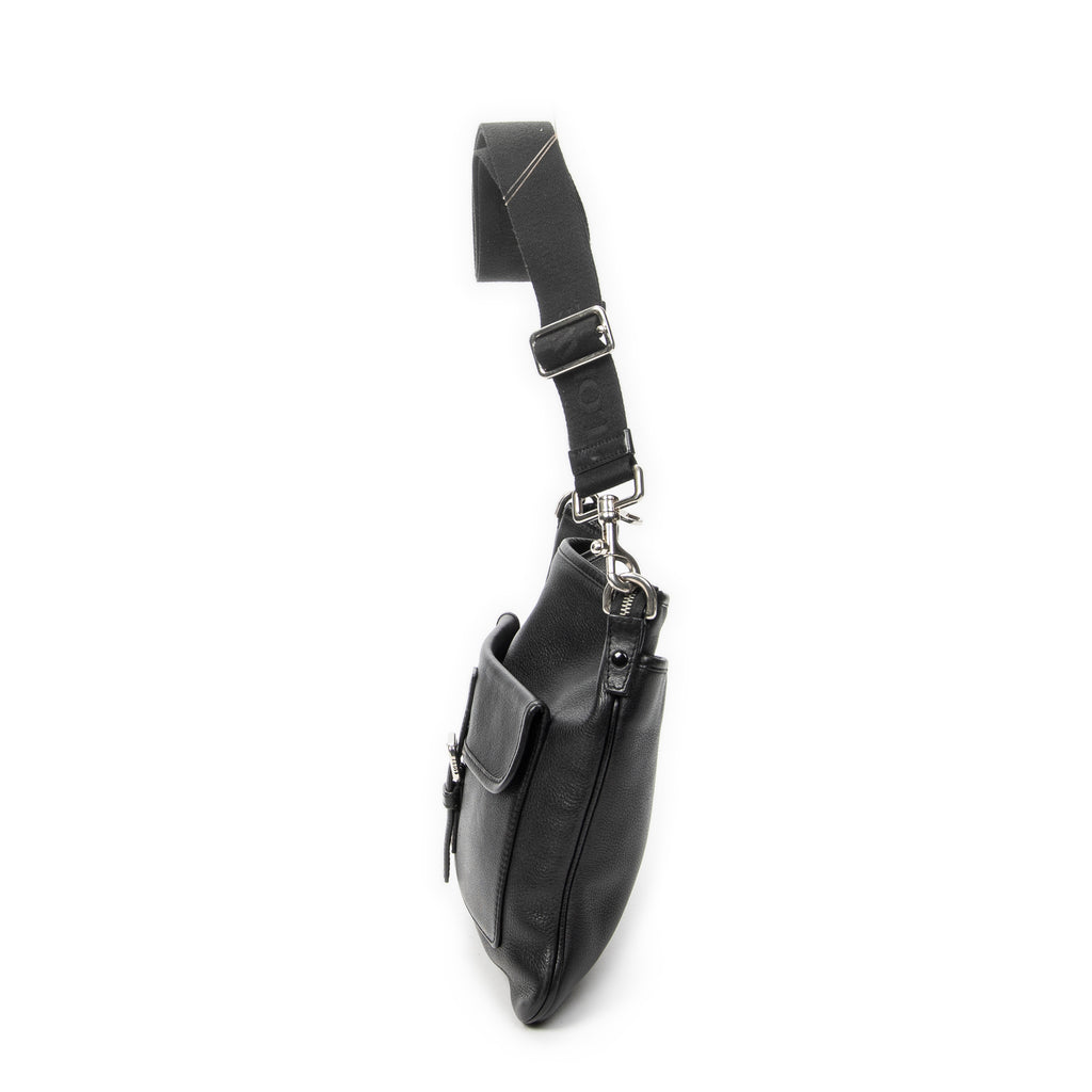 Shoulder Bag Anagram Front Pocket Messenger Black Grained Calfskin Leather