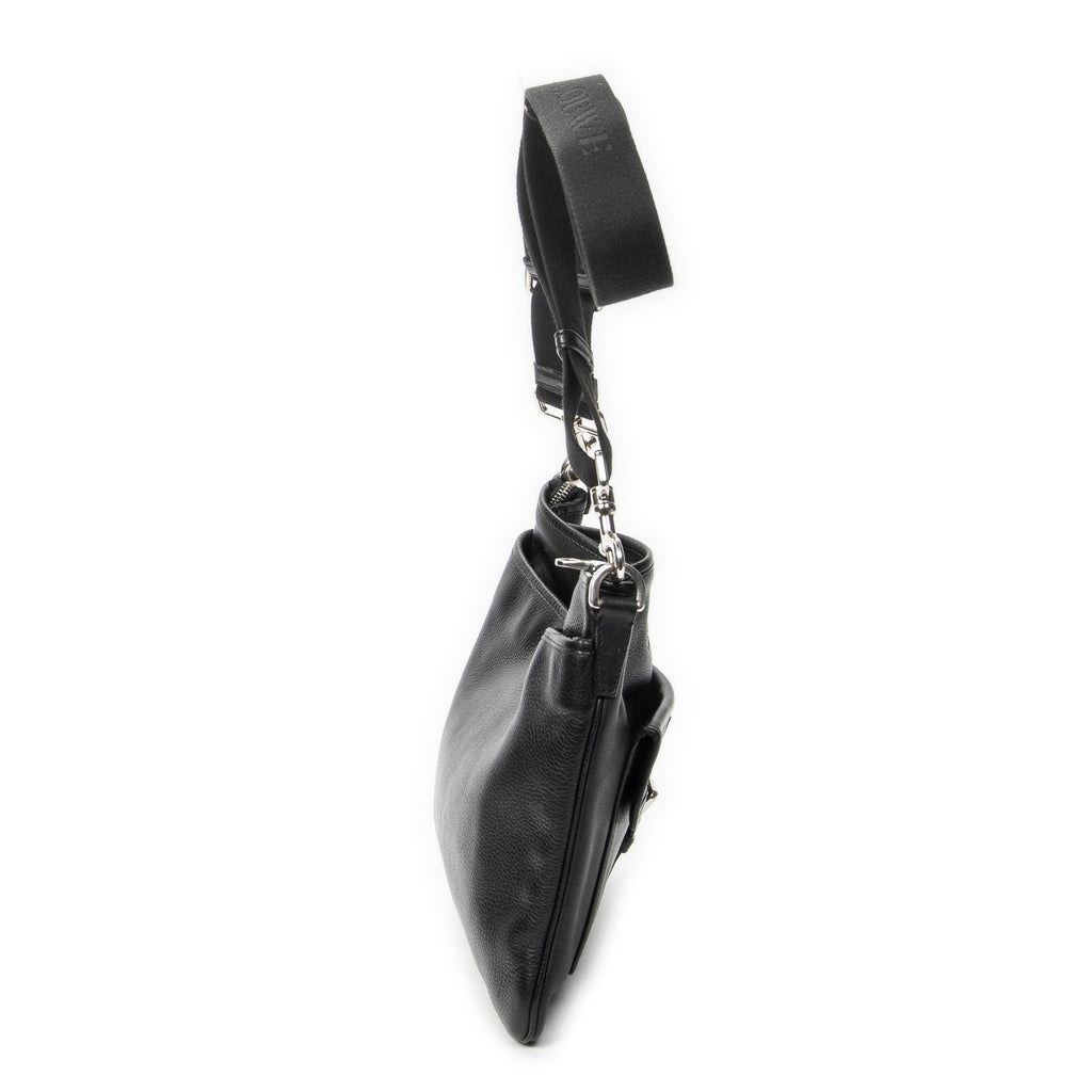 Shoulder Bag Anagram Front Pocket Messenger Black Grained Calfskin Leather