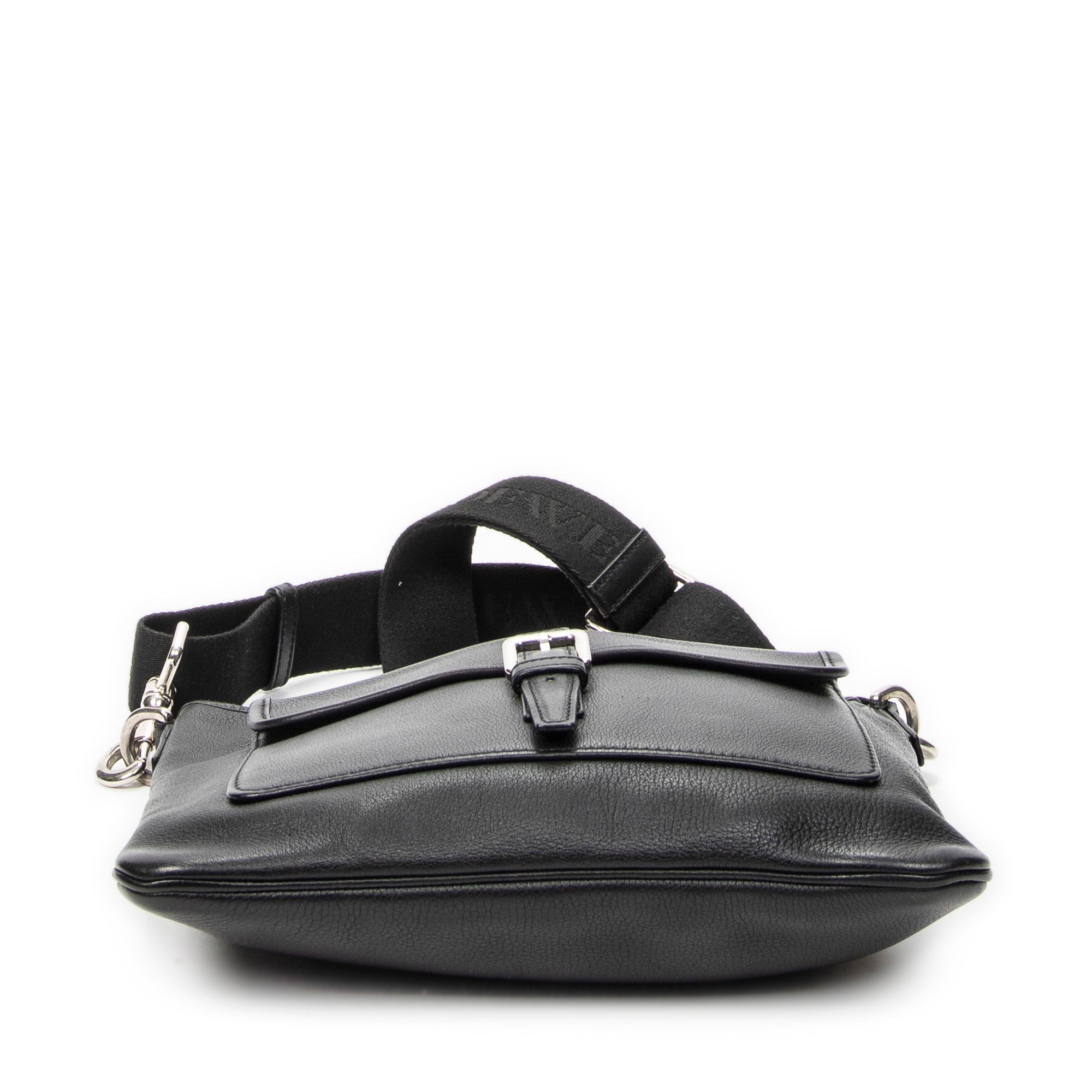 Shoulder Bag Anagram Front Pocket Messenger Black Grained Calfskin Leather