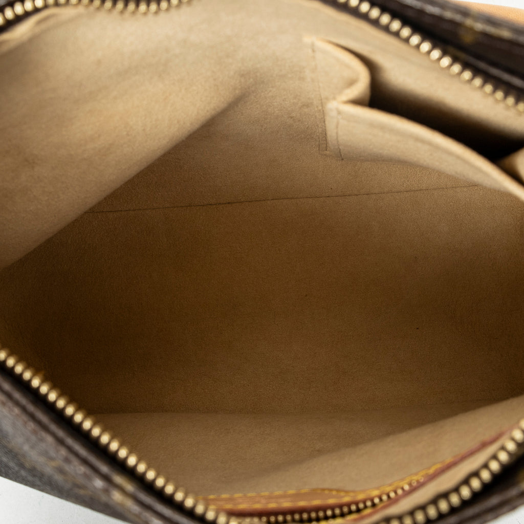 Shoulder Bag Looping MM Brown Monogram Canvas