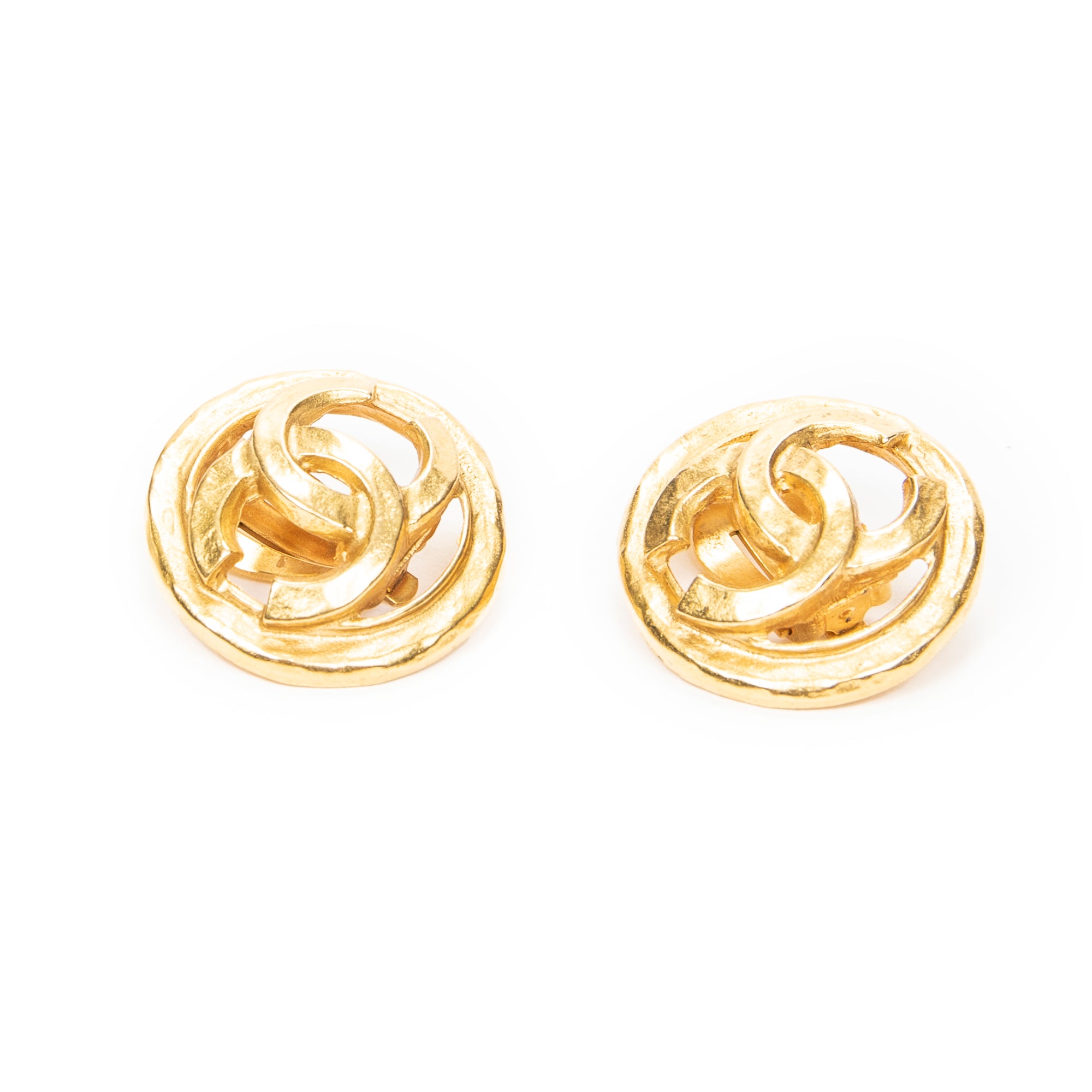 Earrings CC Round Clip On Earrings Gold Gold Plated