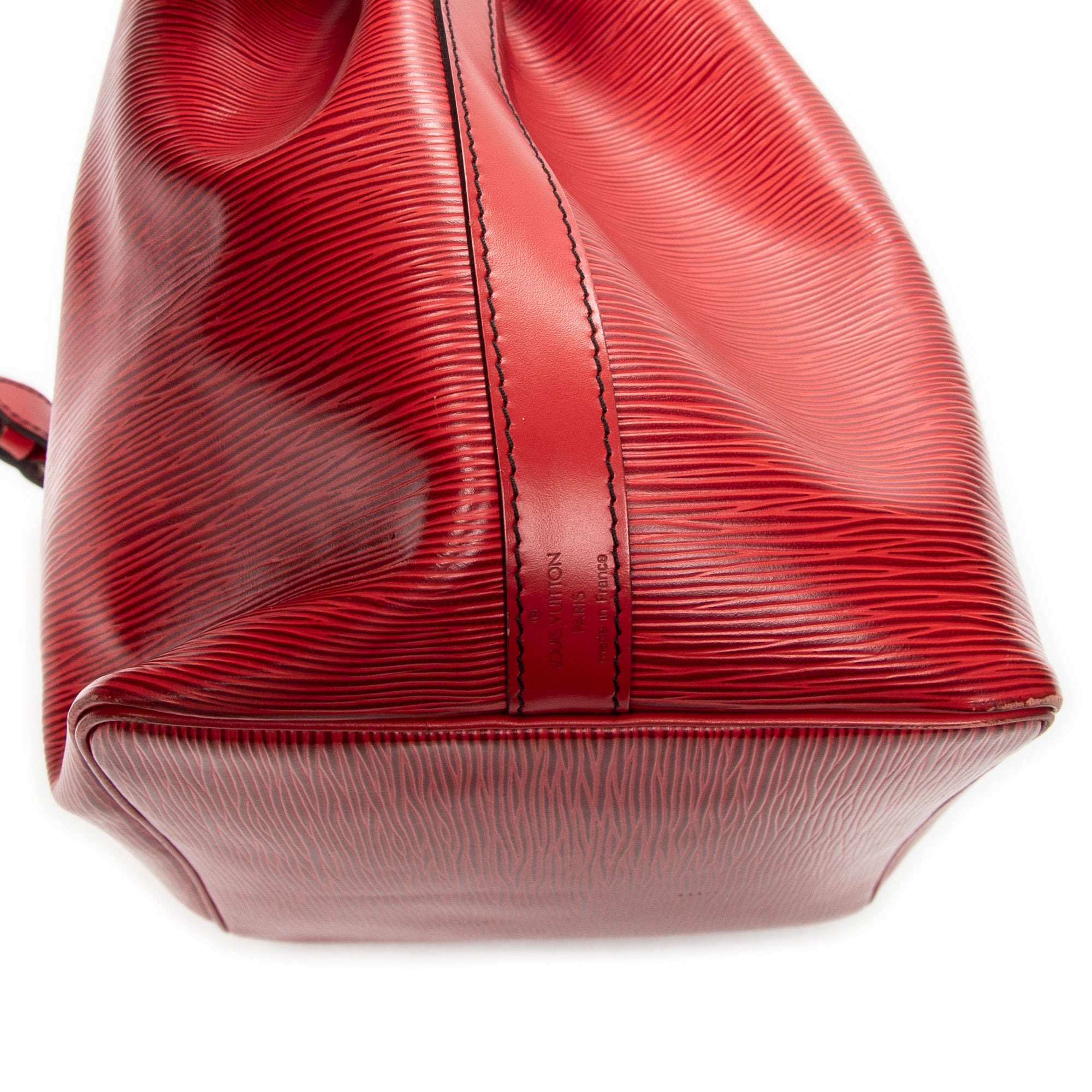 Shoulder Bag Noe Black Stitching PM Red Epi