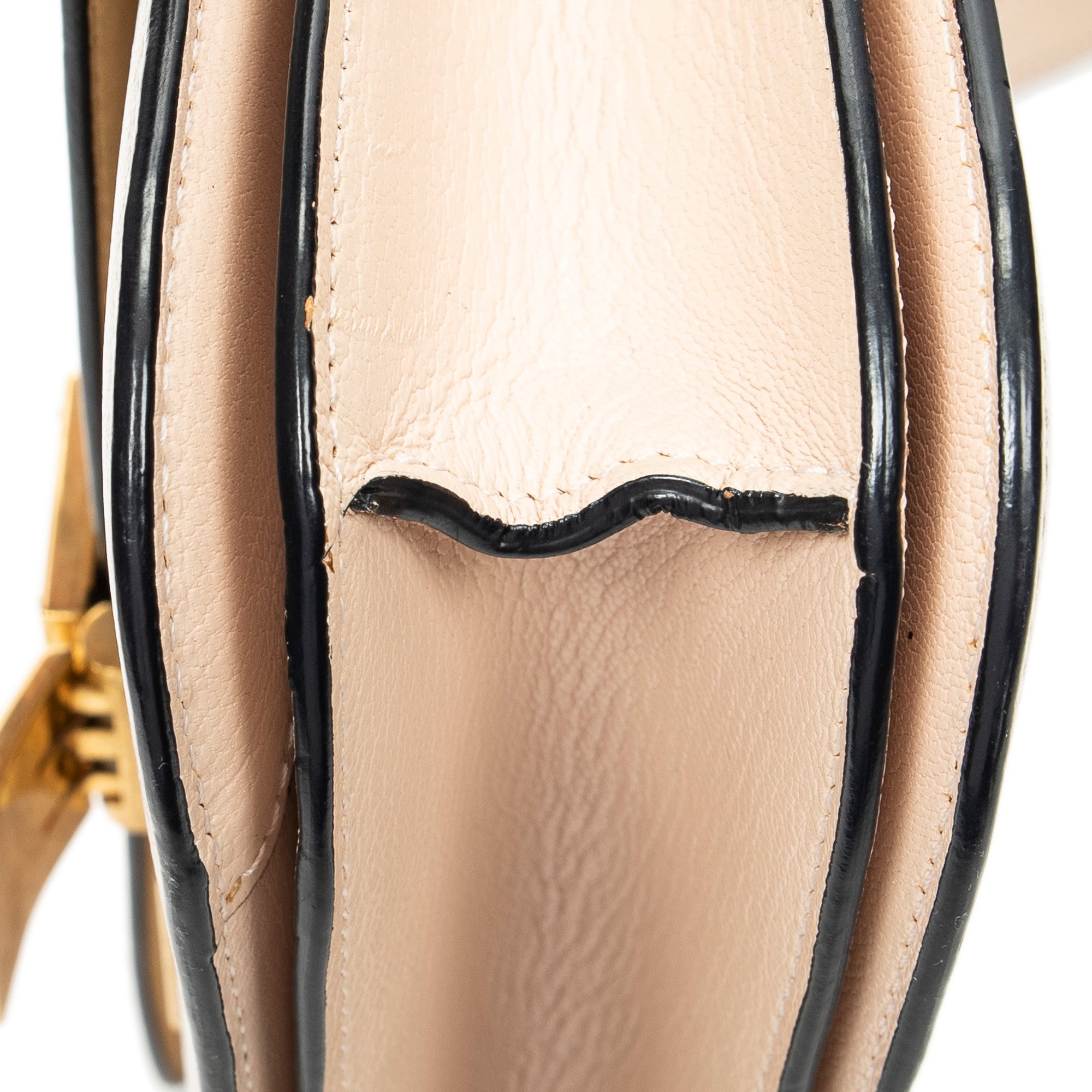 Shoulder Bag Medium Classic Box Crossbody Beige Goatskin Leather