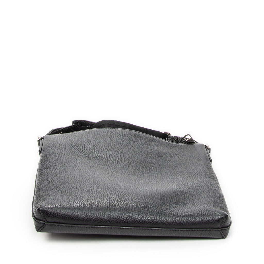 Shoulder Bag Square Zip Messenger Black Grained Leather