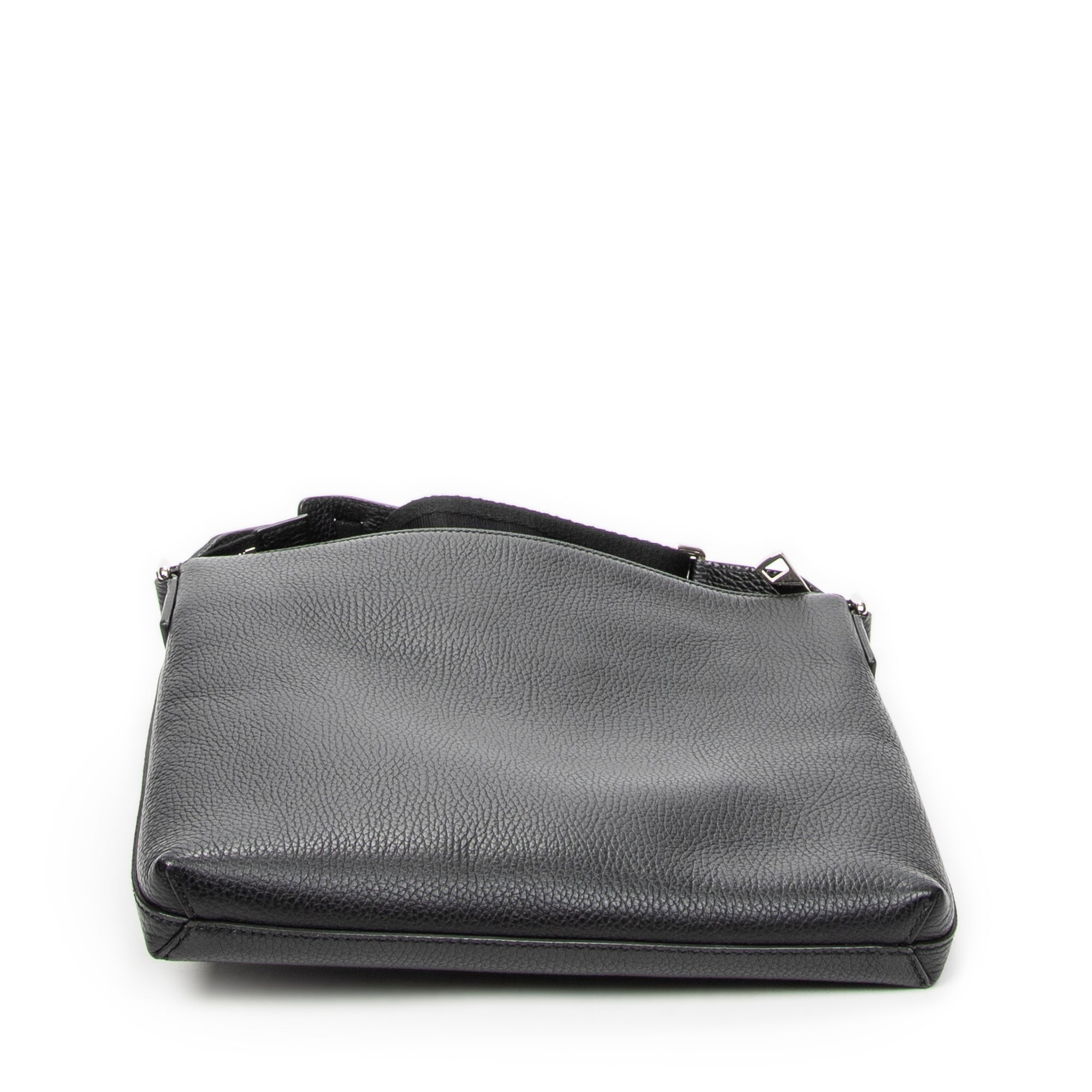 Shoulder Bag Square Zip Messenger Black Grained Leather