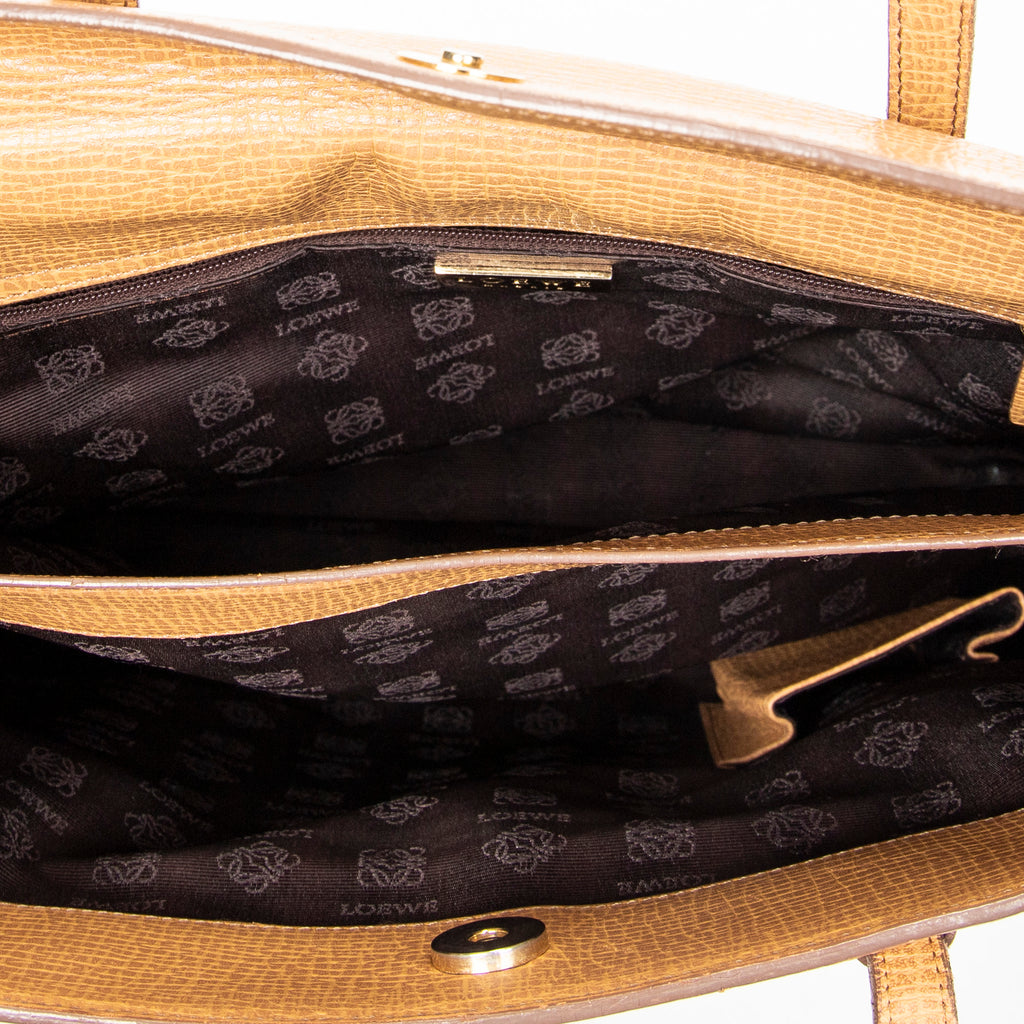 Shoulder Bag Front Pocket Tote Tan Textured Leather