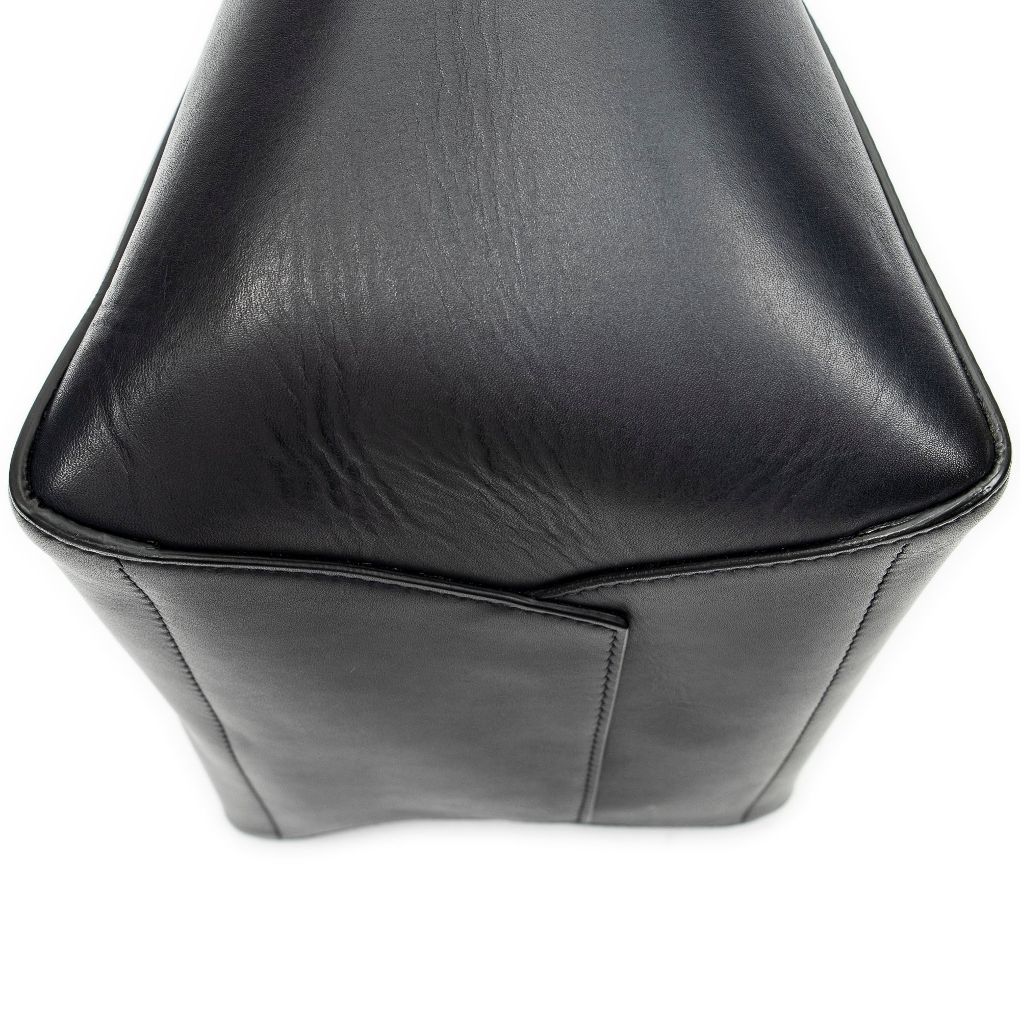 Shoulder Bag Medium Seau Sangle Navy Calfskin Leather