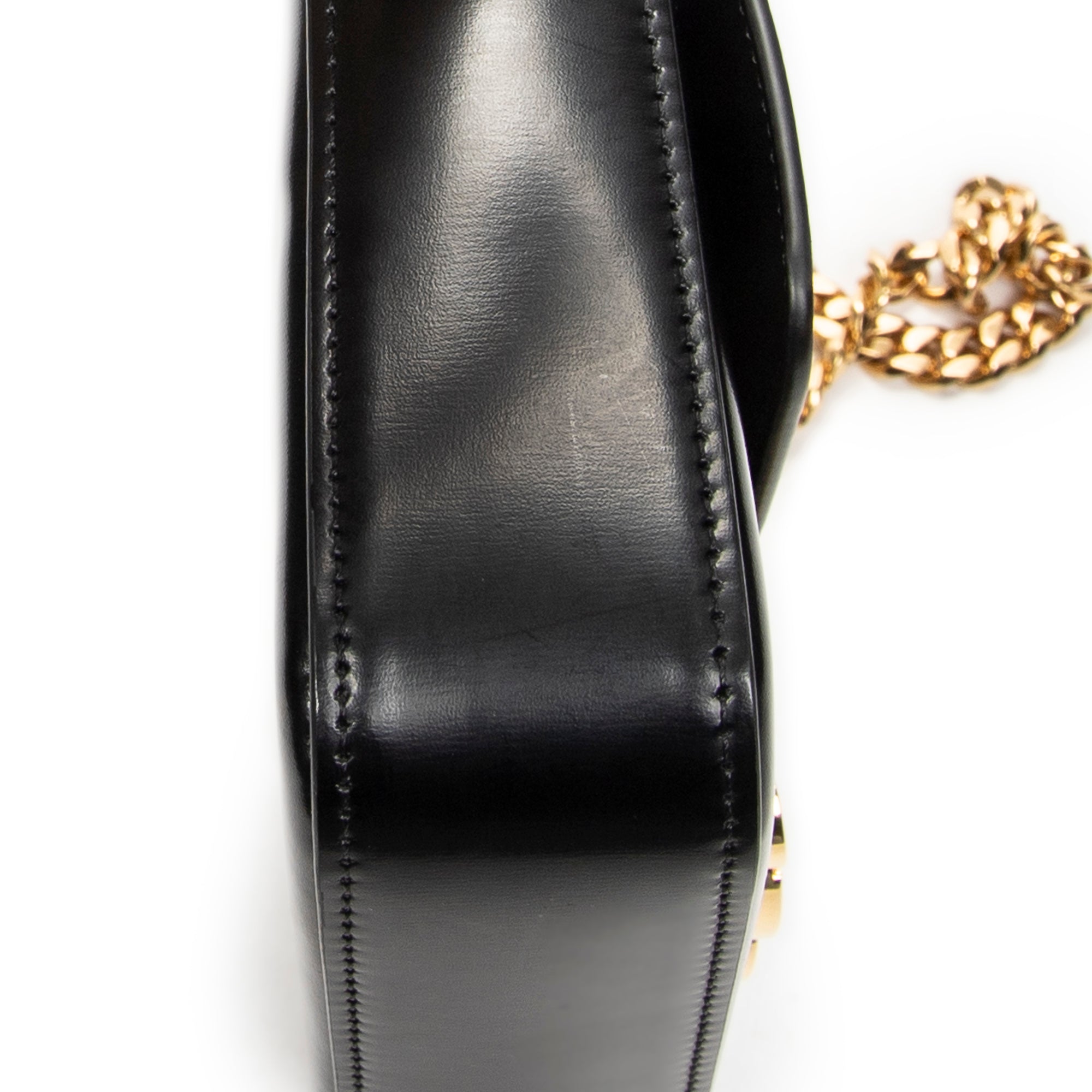 Shoulder Bag Claude Chain Black Smooth Calfskin Leather