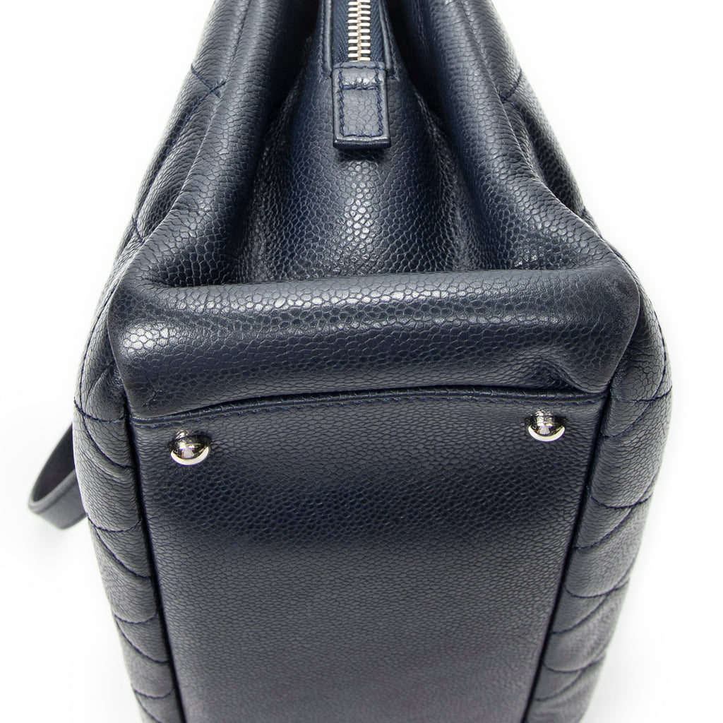 Shoulder Bag Timeless CC Soft Shopping Tote Navy Quilted Caviar Leather
