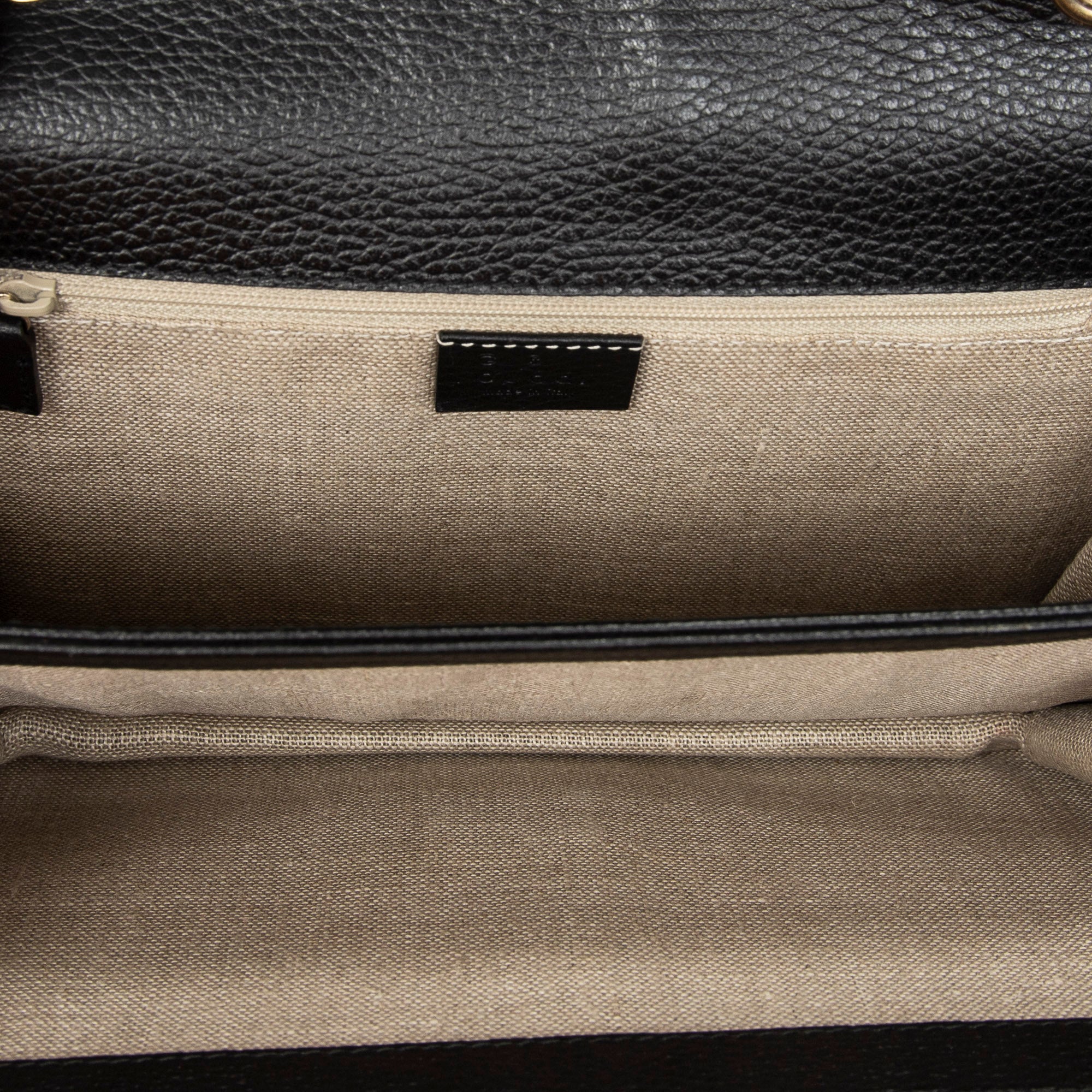 Shoulder Bag Medium Interlocking GG Chain Crossbody Black Grained Calfskin Leather