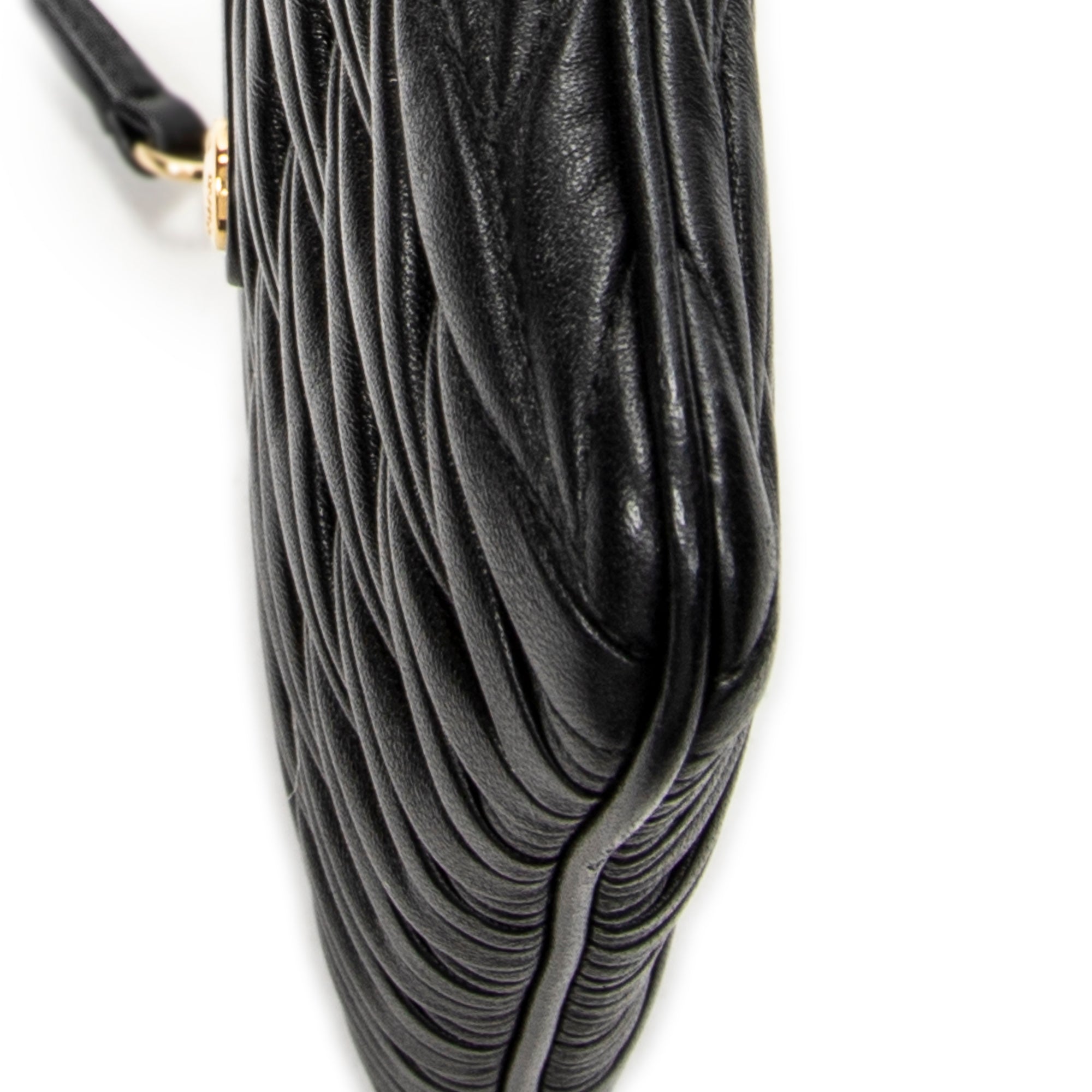 Shoulder Bag Zip Pochette Crossbody Black Nappa Matelasse Leather