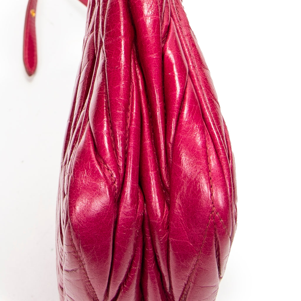 Shoulder Bag Charm Zip Pochette Fuchsia Pink Matelasse Lux Leather