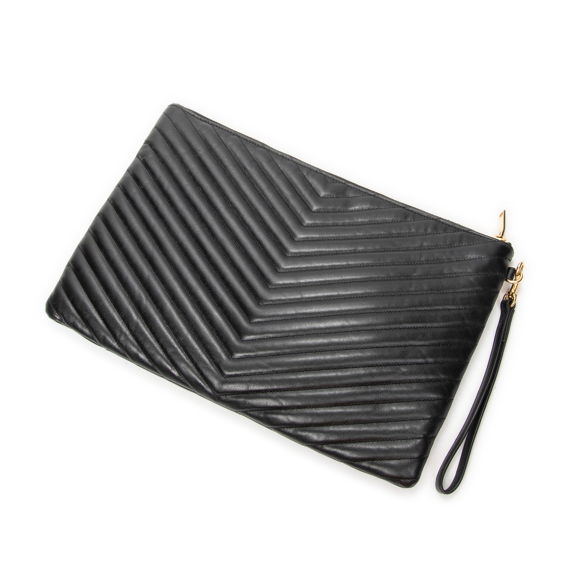Clutch Cassandre Clutch Black Quilted Chevron Leather