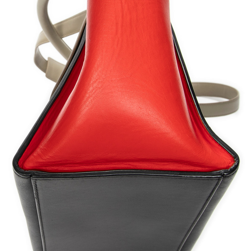 Shoulder Bag Small Trapeze Taupe Calfskin Leather