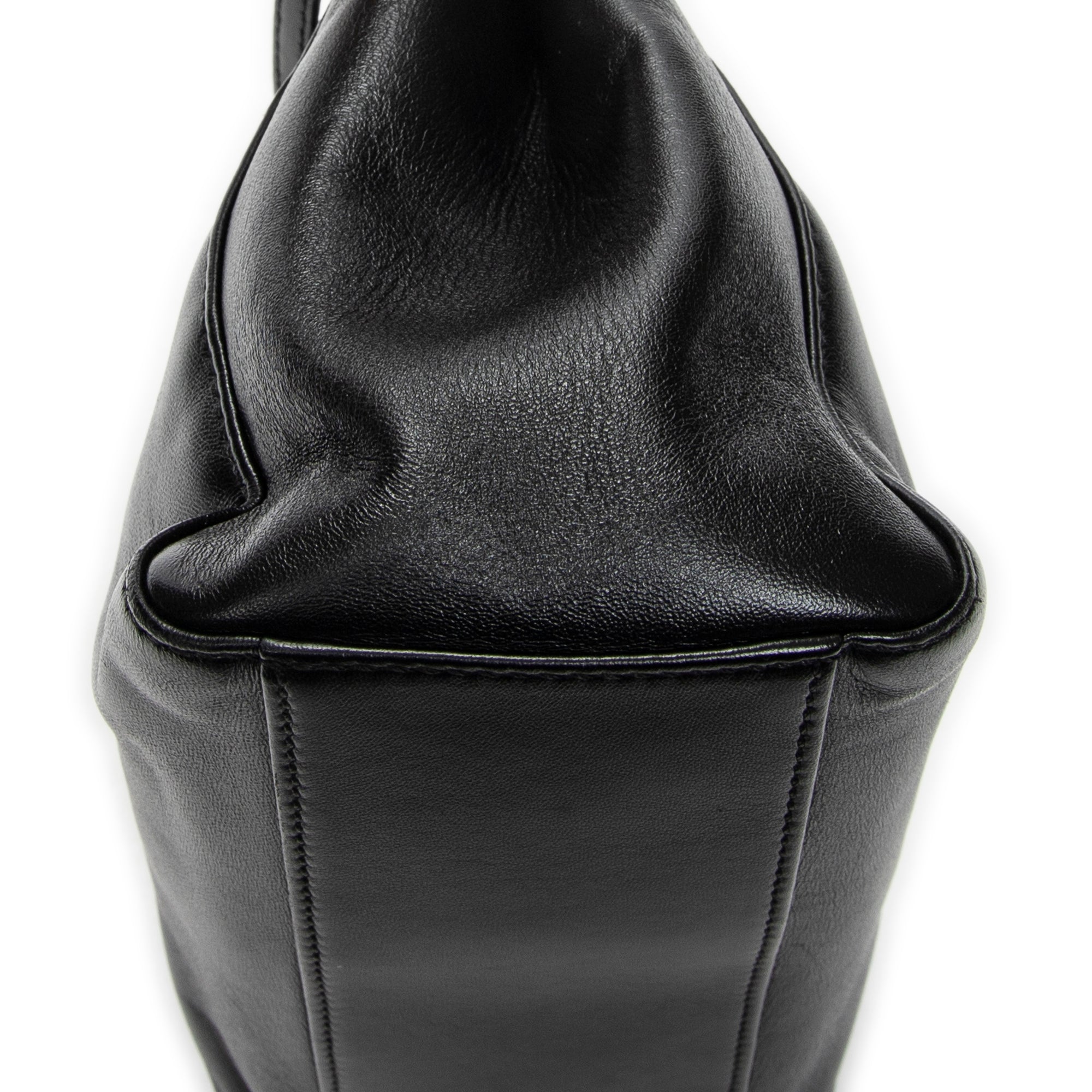 Shoulder Bag Mini Peekaboo Black Calfskin Leather