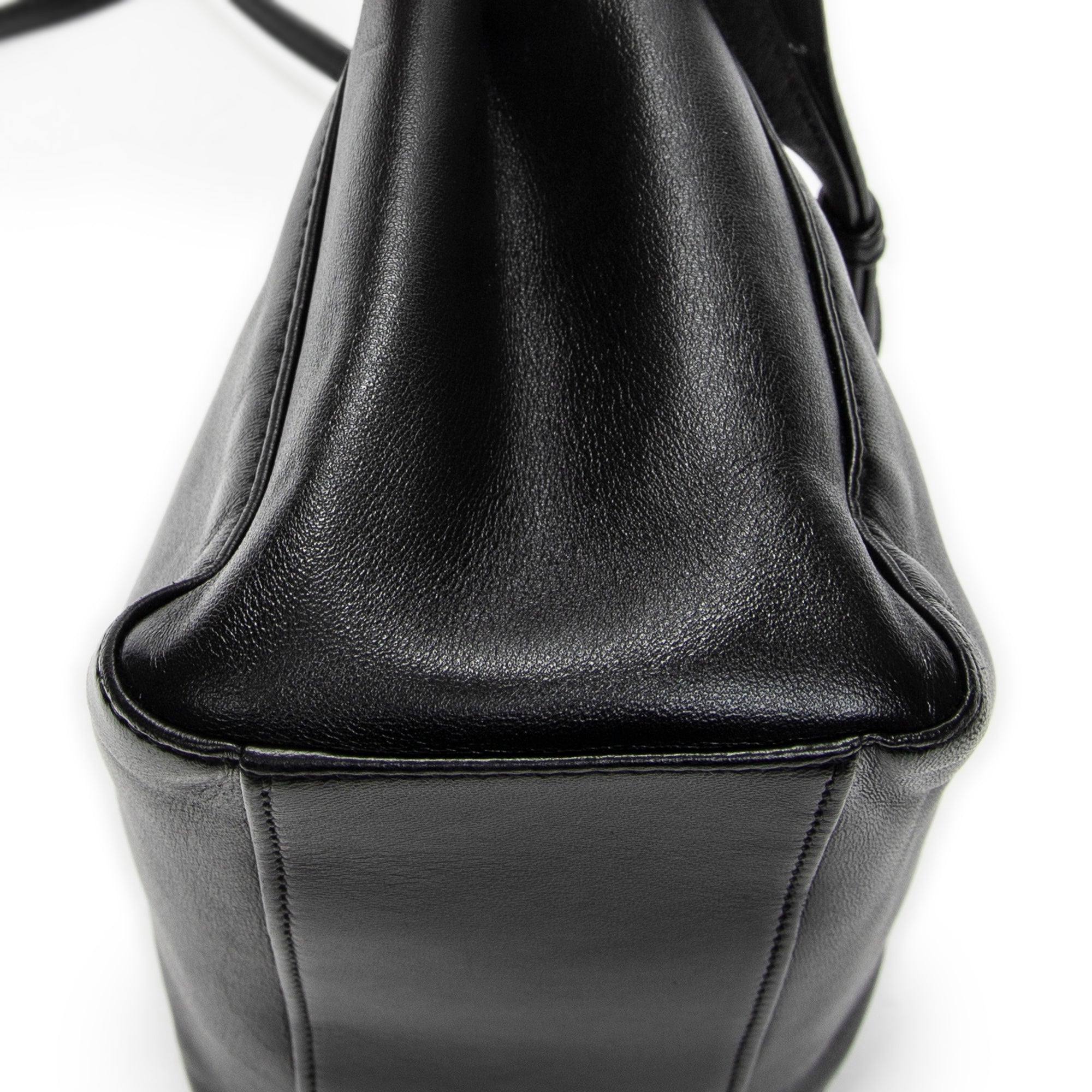 Shoulder Bag Mini Peekaboo Black Calfskin Leather