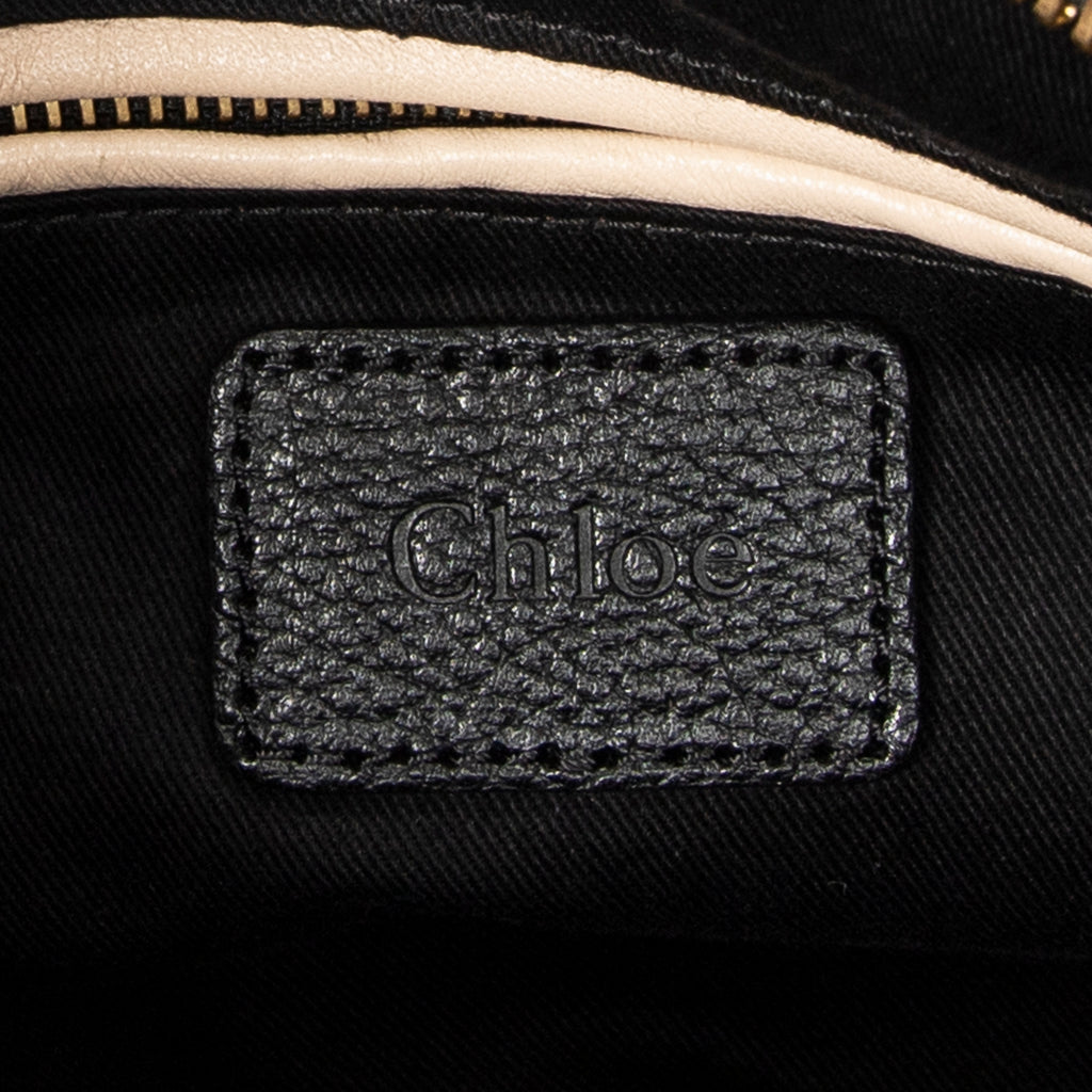 Shoulder Bag Medium Paraty Black Grained Calfskin Leather