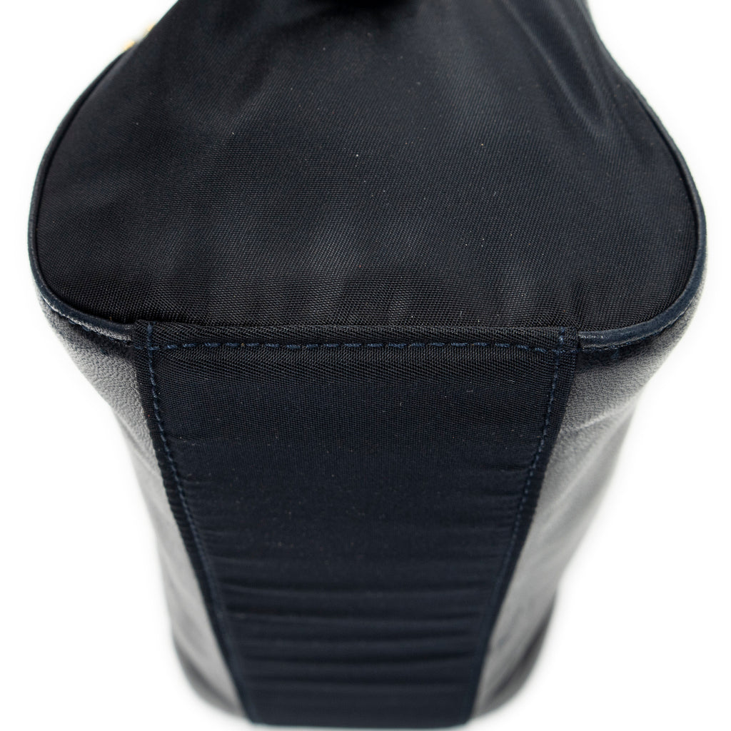 Shoulder Bag Small Chain Shoulder Bag Navy Lambskin Leather