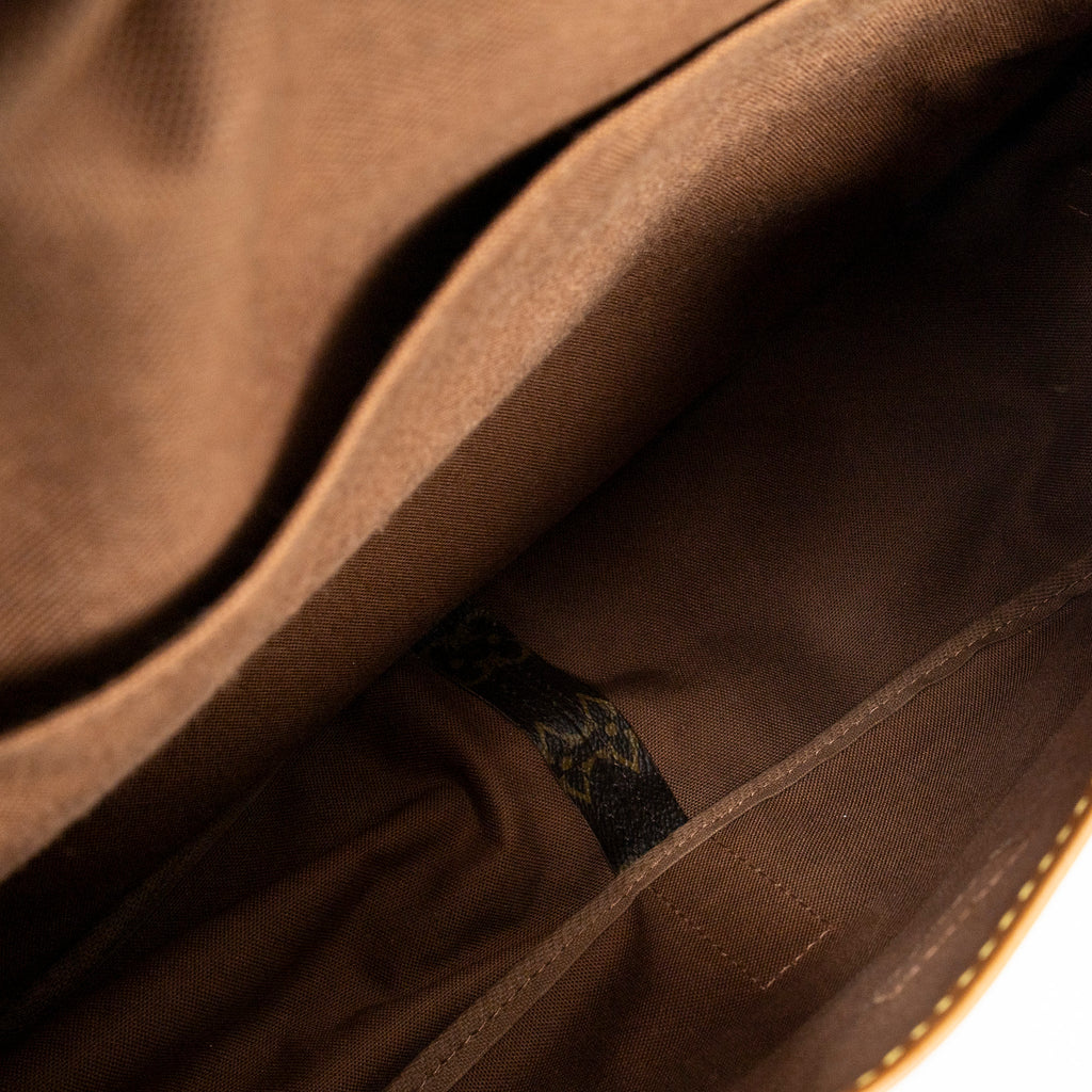 Shoulder Bag Saumur GM Brown Monogram Canvas