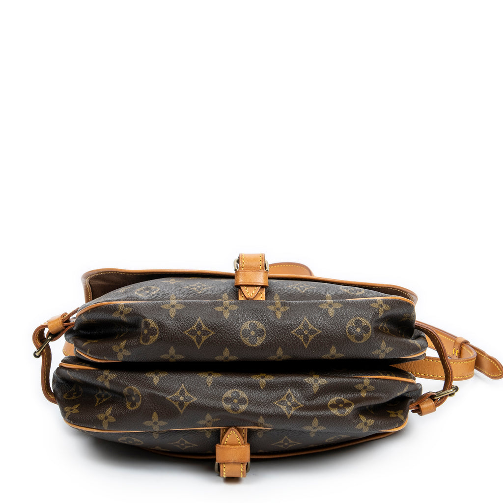 Shoulder Bag Saumur MM Brown Monogram Canvas