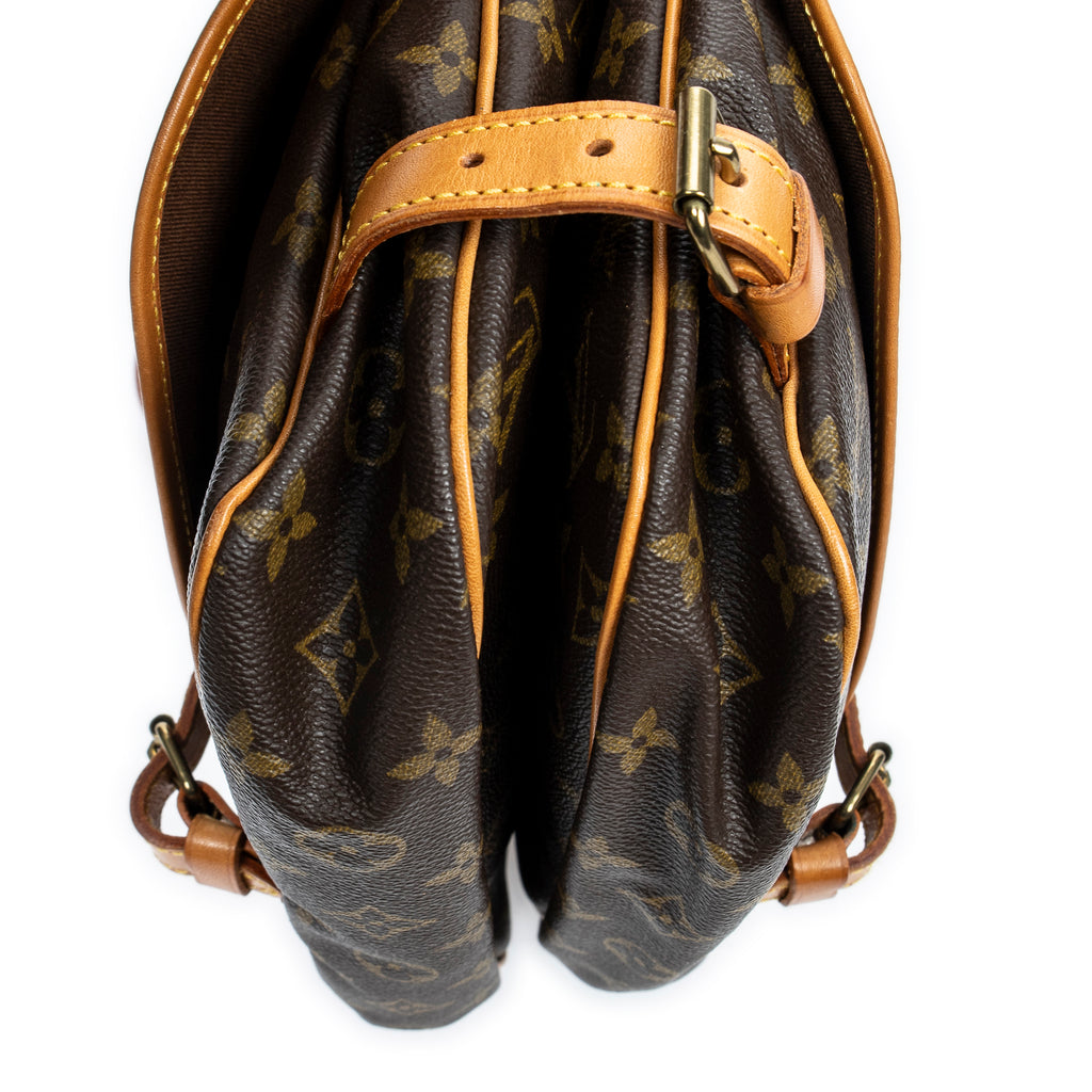 Shoulder Bag Saumur MM Brown Monogram Canvas
