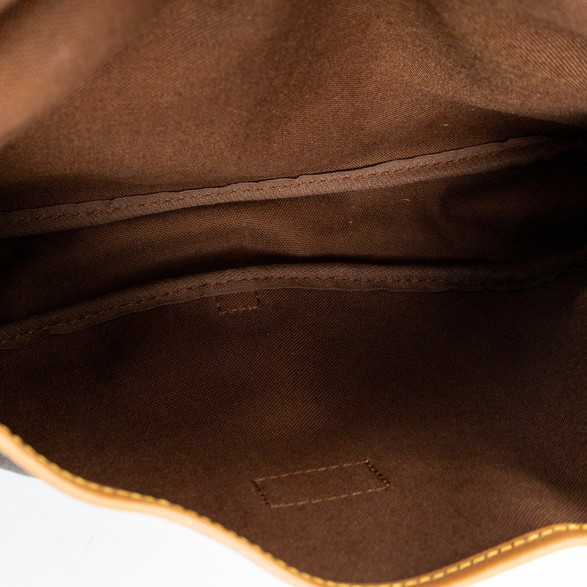 Shoulder Bag Saumur MM Brown Monogram Canvas