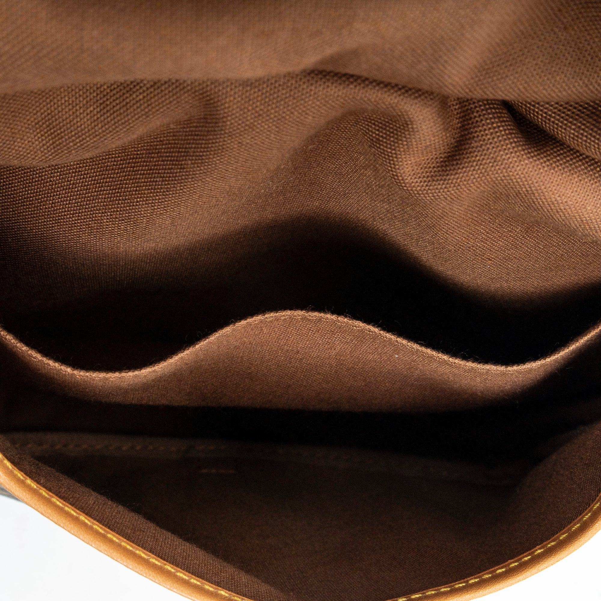 Shoulder Bag Saumur MM Brown Monogram Canvas